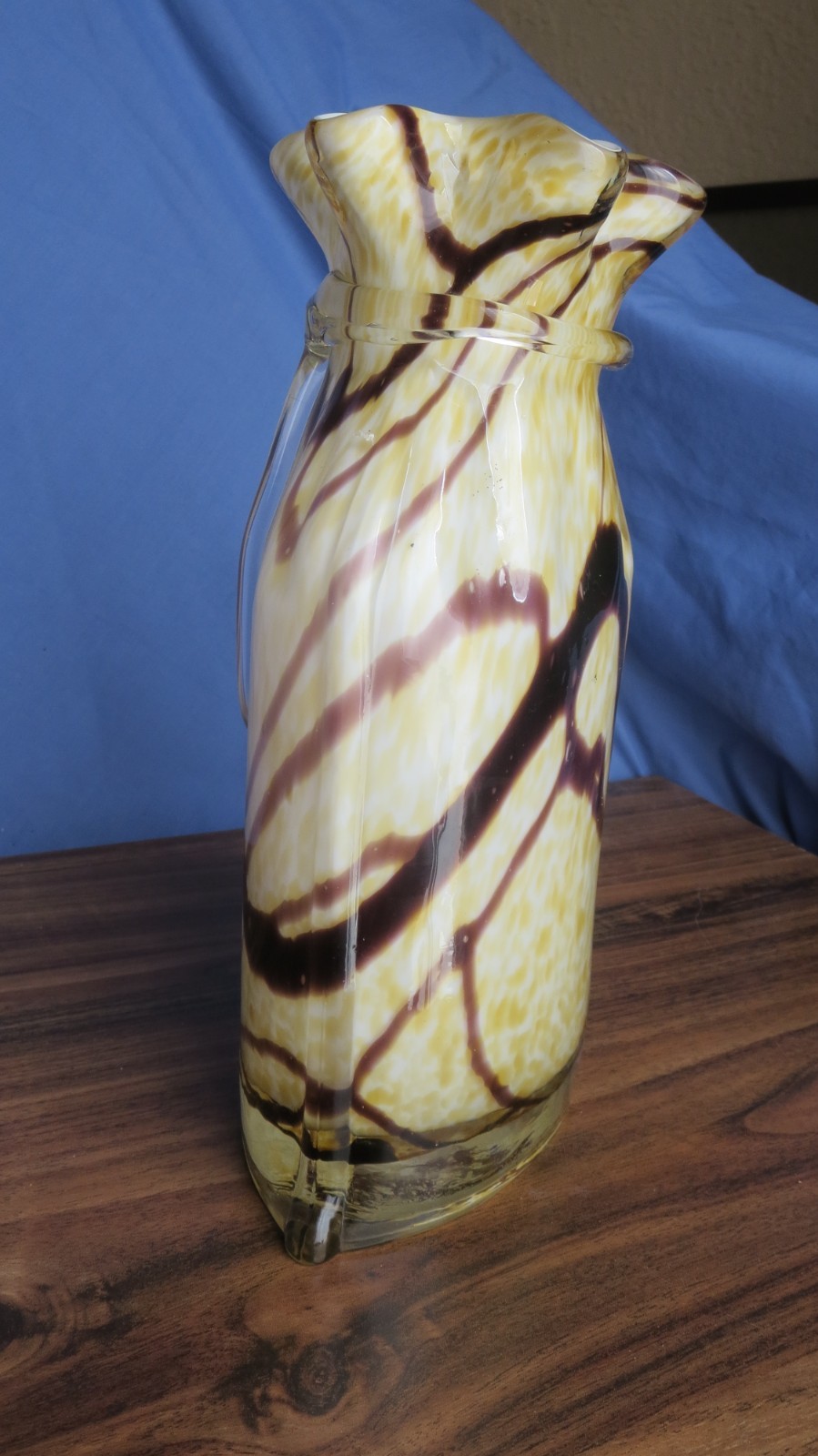 Murano Art Handmade Glass Vase 6 x 10 inches