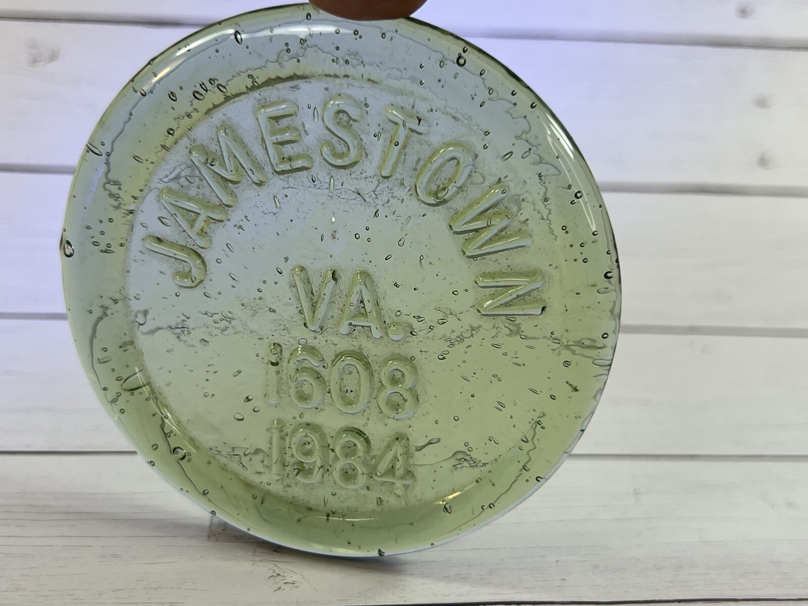 Jamestown VA 1608-1984 Green Glass Souvenir Coaster Paperweight Sun Catcher 3.25