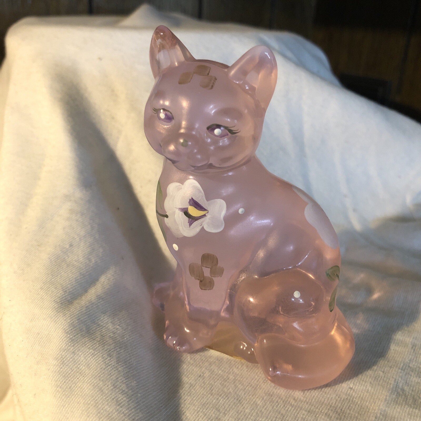 Fenton cat pink 5165 X9 Hand Painted No Original Box