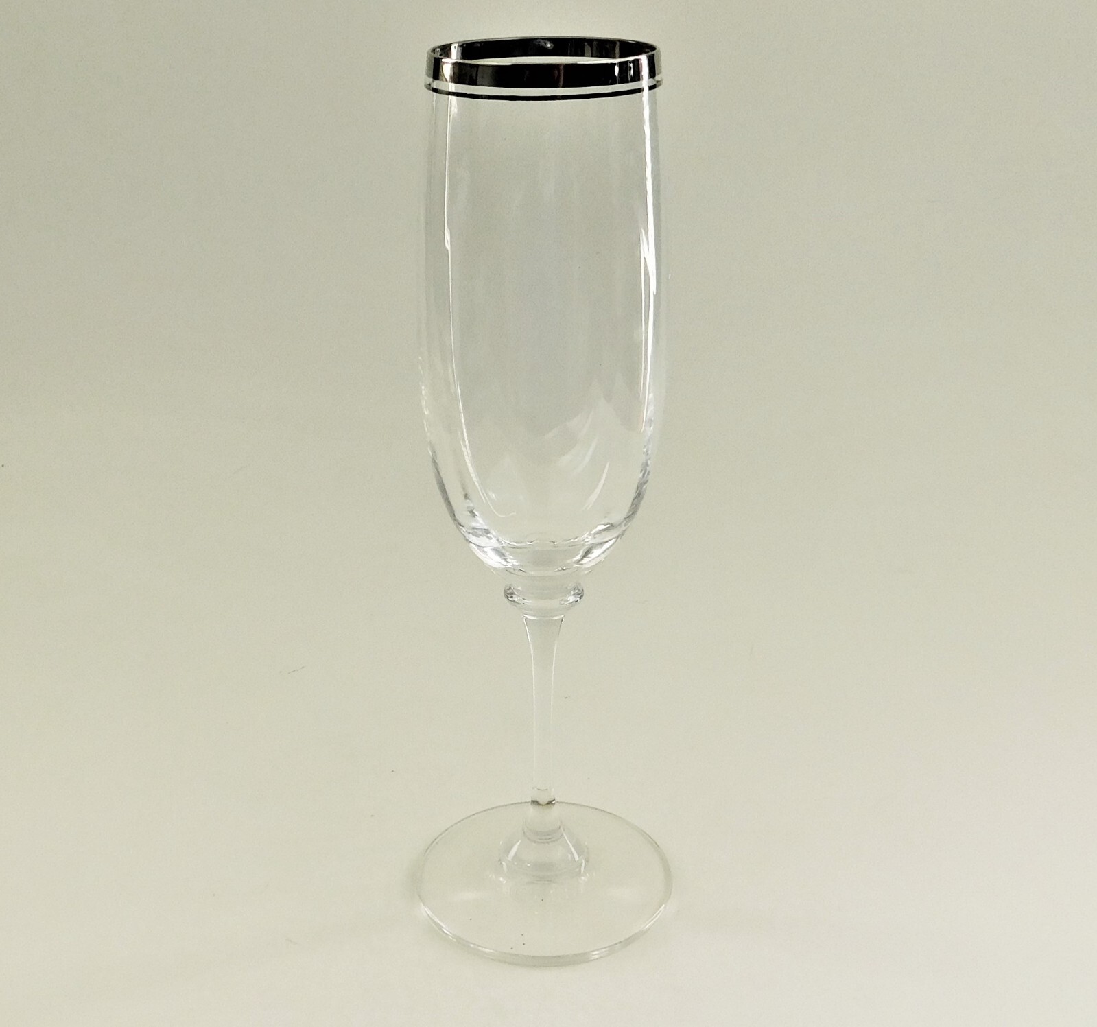 Mikasa Stephanie Platinum Champagne Flute 8.5″ Clear Glass Vintage