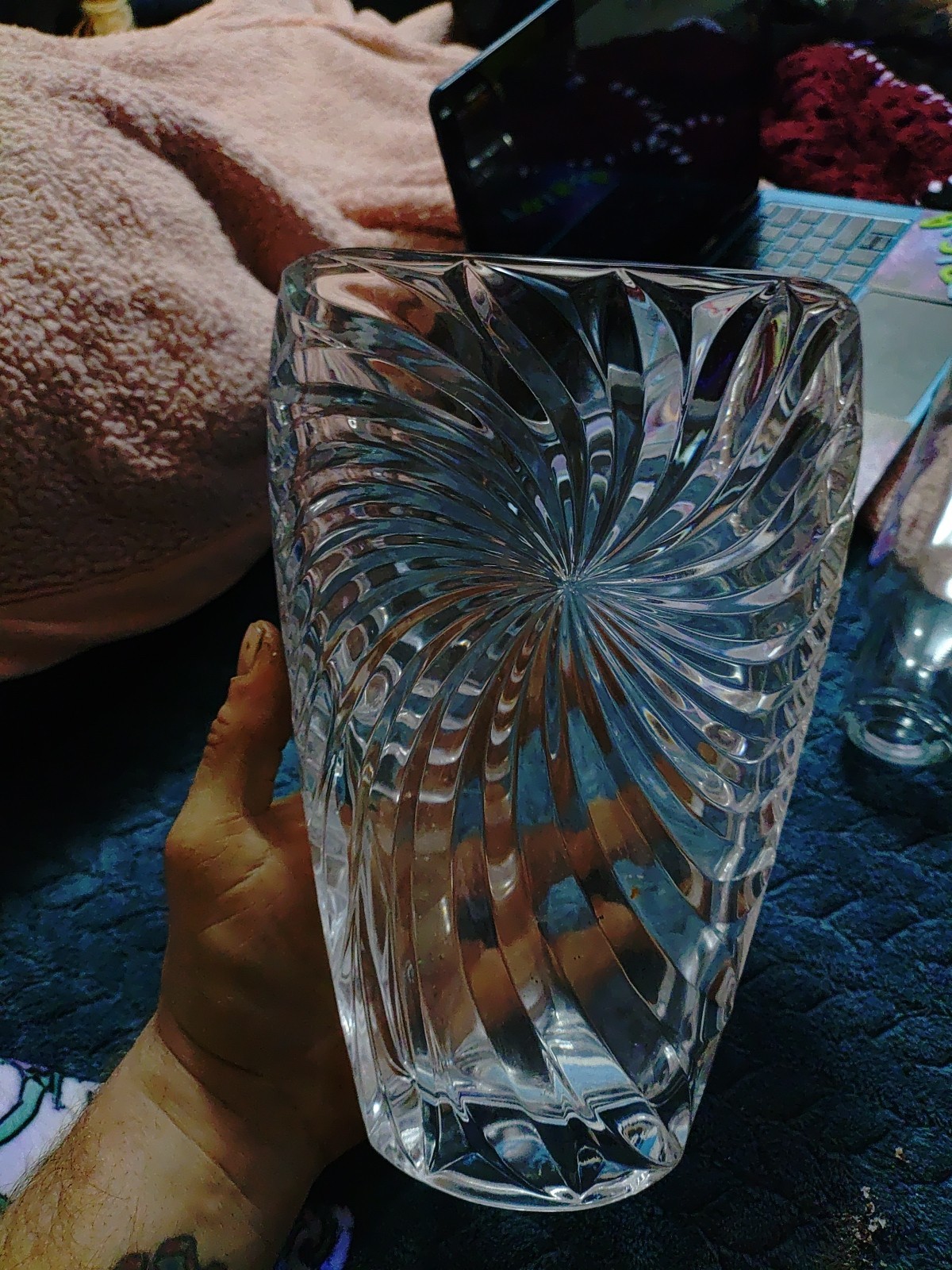MIKASA CRYSTAL VASE “PEACOCK” 9.75″ Celebrations