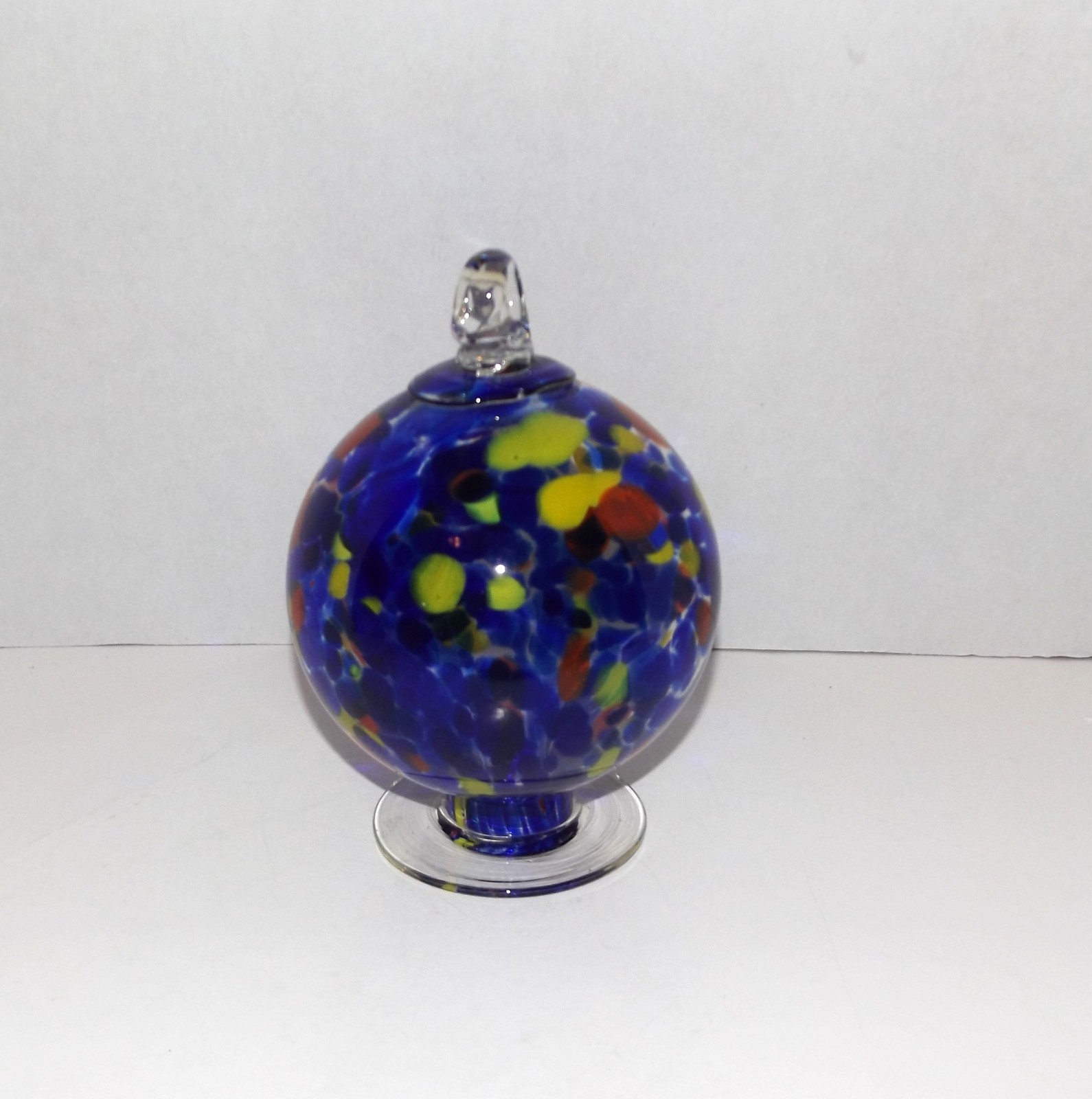 Vintage Hand Blown 7” Art Glass Confetti Swirl Friendship Ball Free Standing