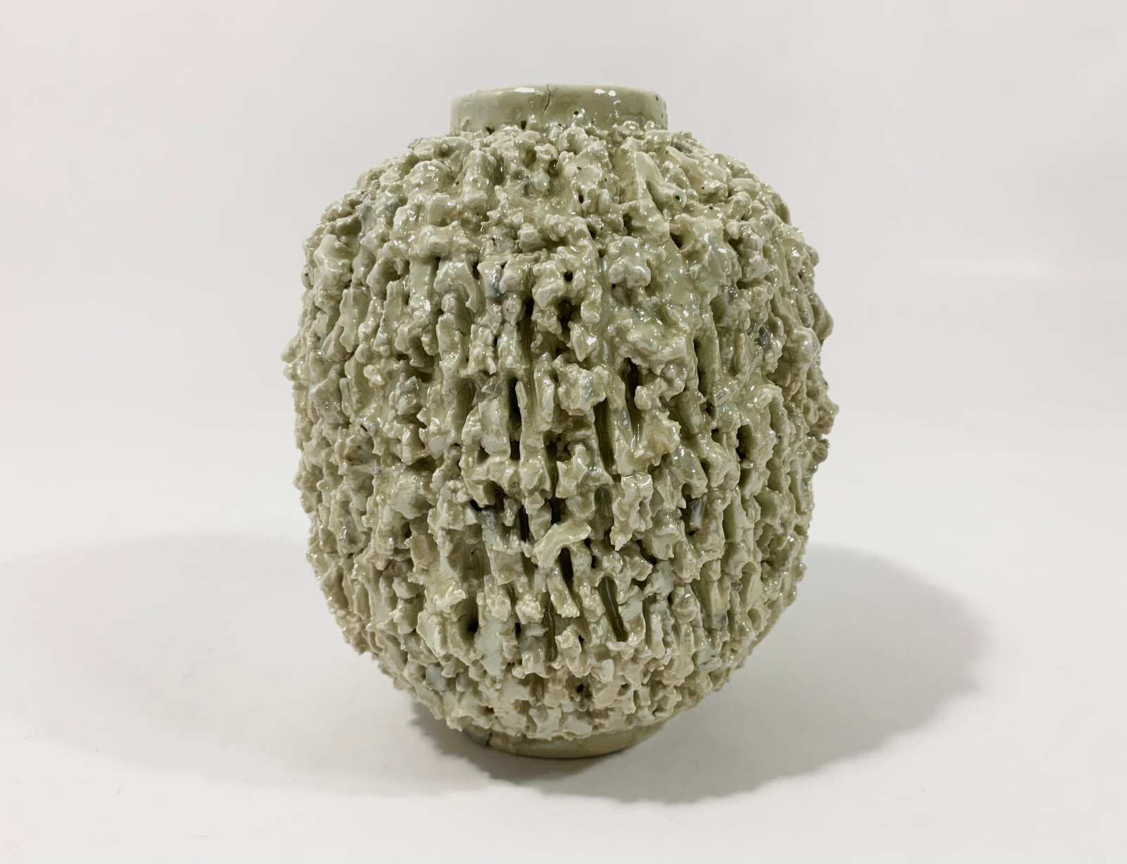Rorstrand Gunnar Nylund Chamotte Hedgehog Vase 16 cm