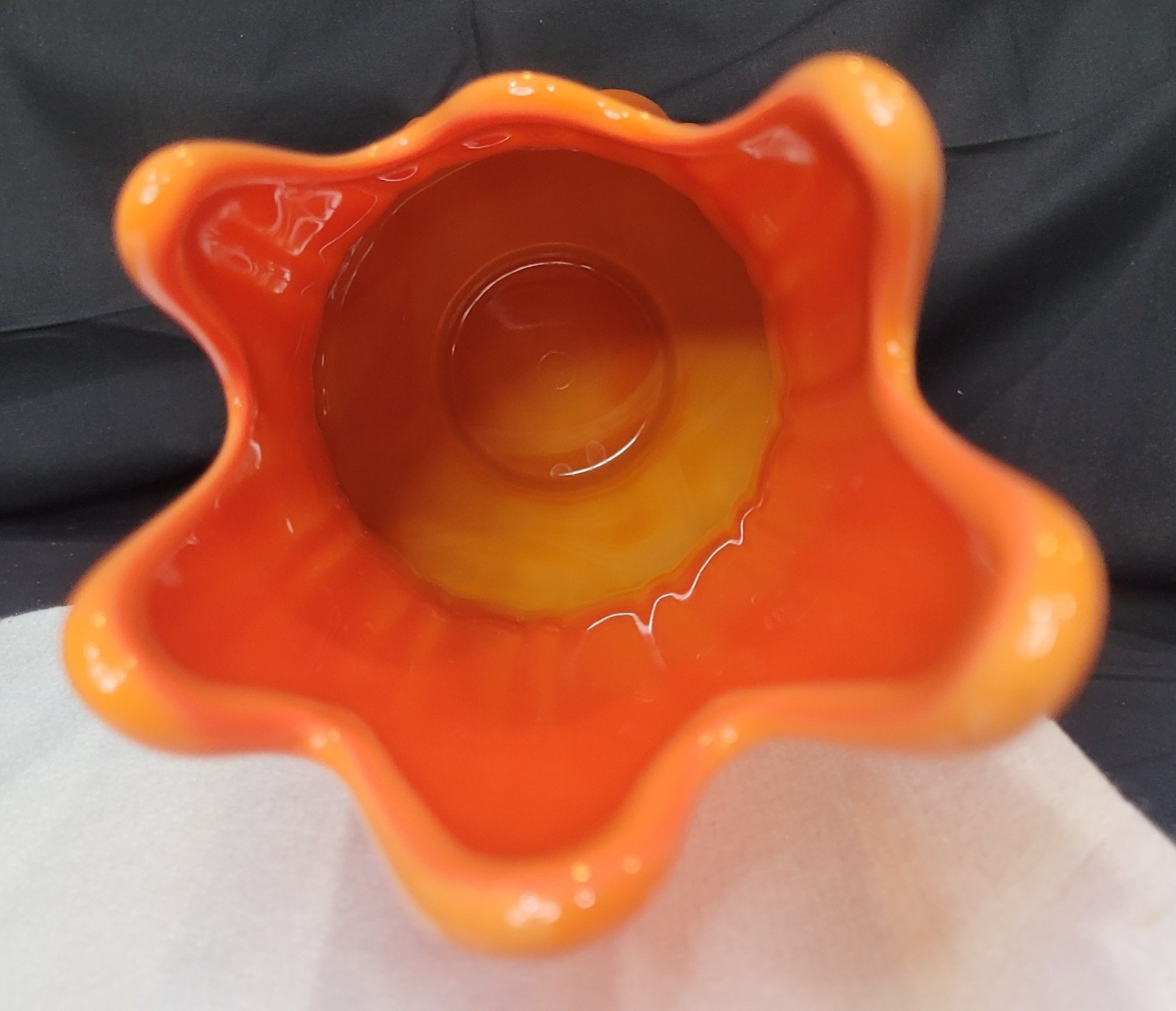 Vintage LE Smith Bittersweet Ribbed Swung Stretch Art Glass Vase MCM 18″