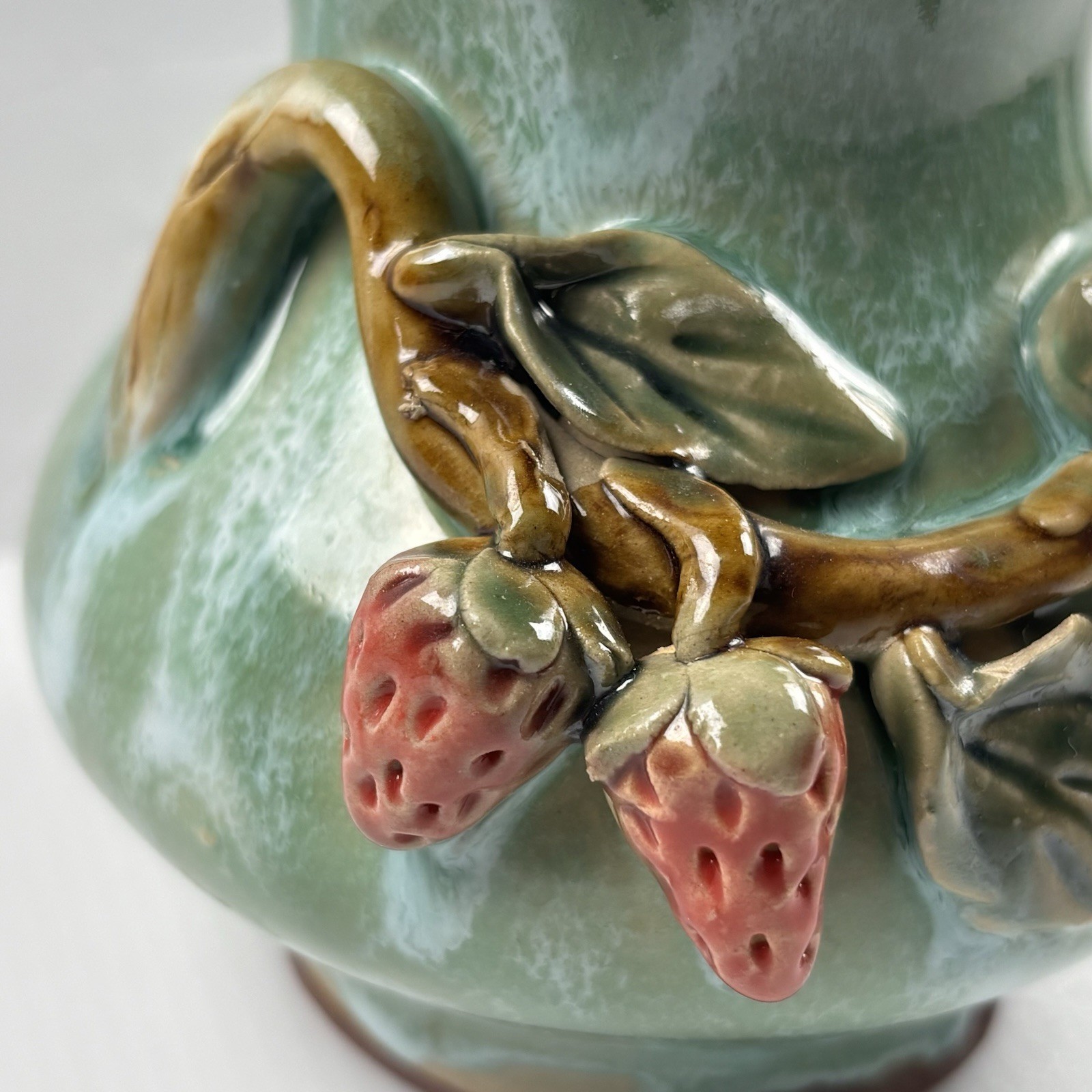 Majolica Style Pottery Vase Strawberries Branch 3D 4.5” Tall Art Studio *READ*