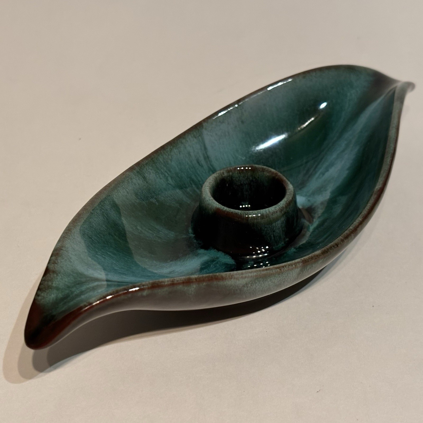 Set of 2 Blue Mountain Pottery Green Black Drip Glaze Leaf Shaped Candle Holders