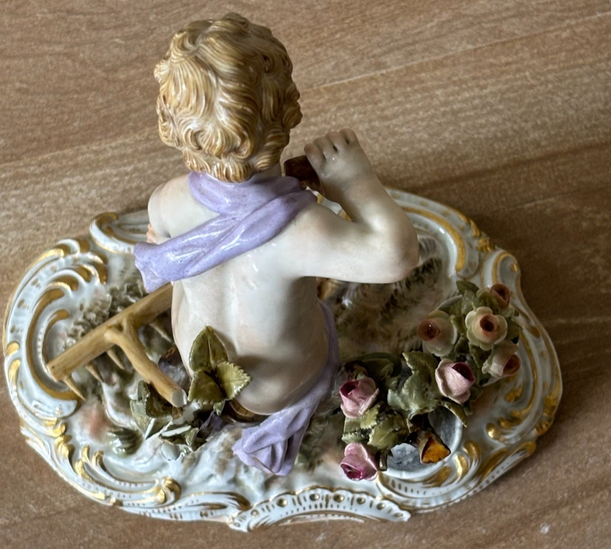 Lovely Meissen Figurine Putti Tending a Rose Garden