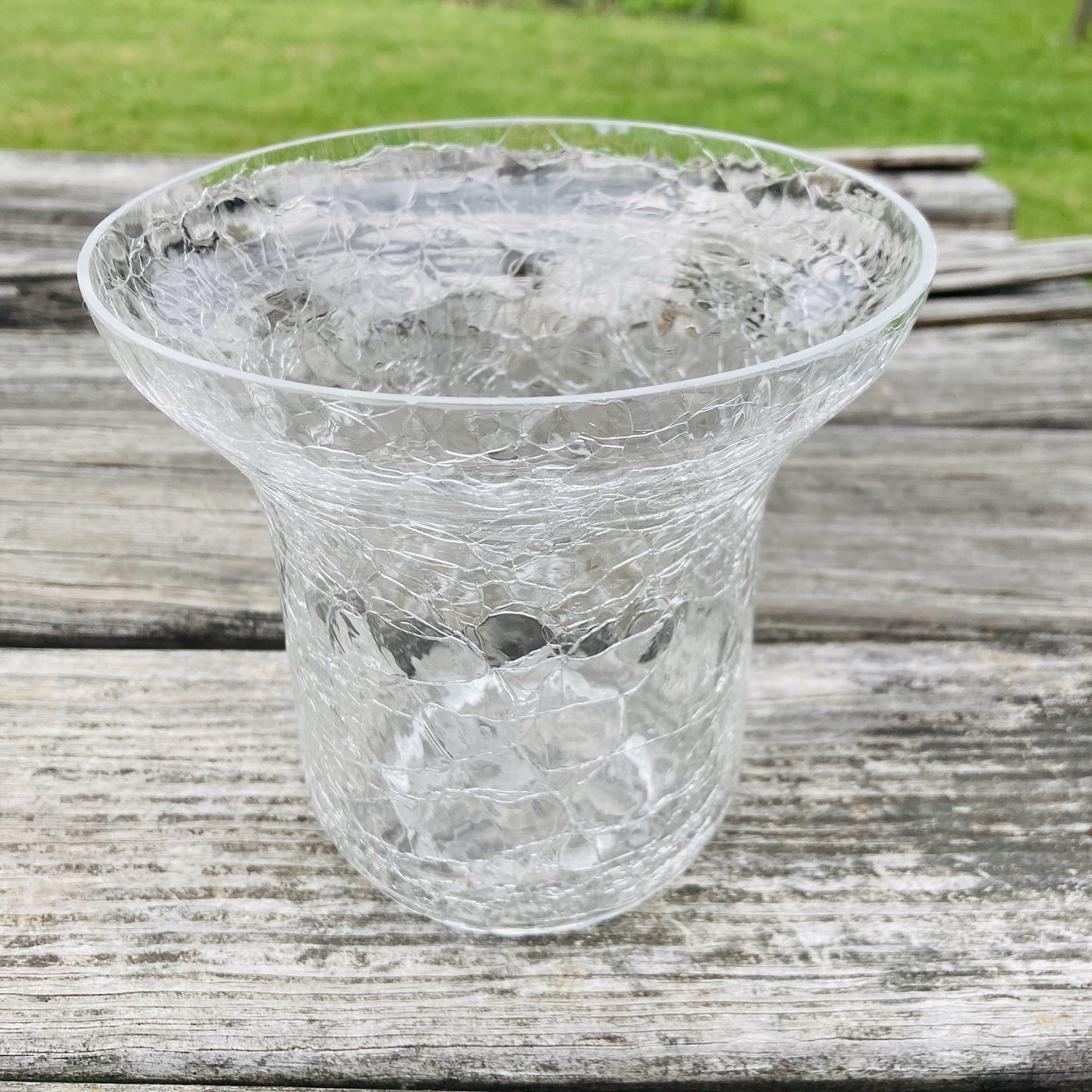 Vintage Large Clear Crackle Glass Rimmed Vase 5.5” VGC