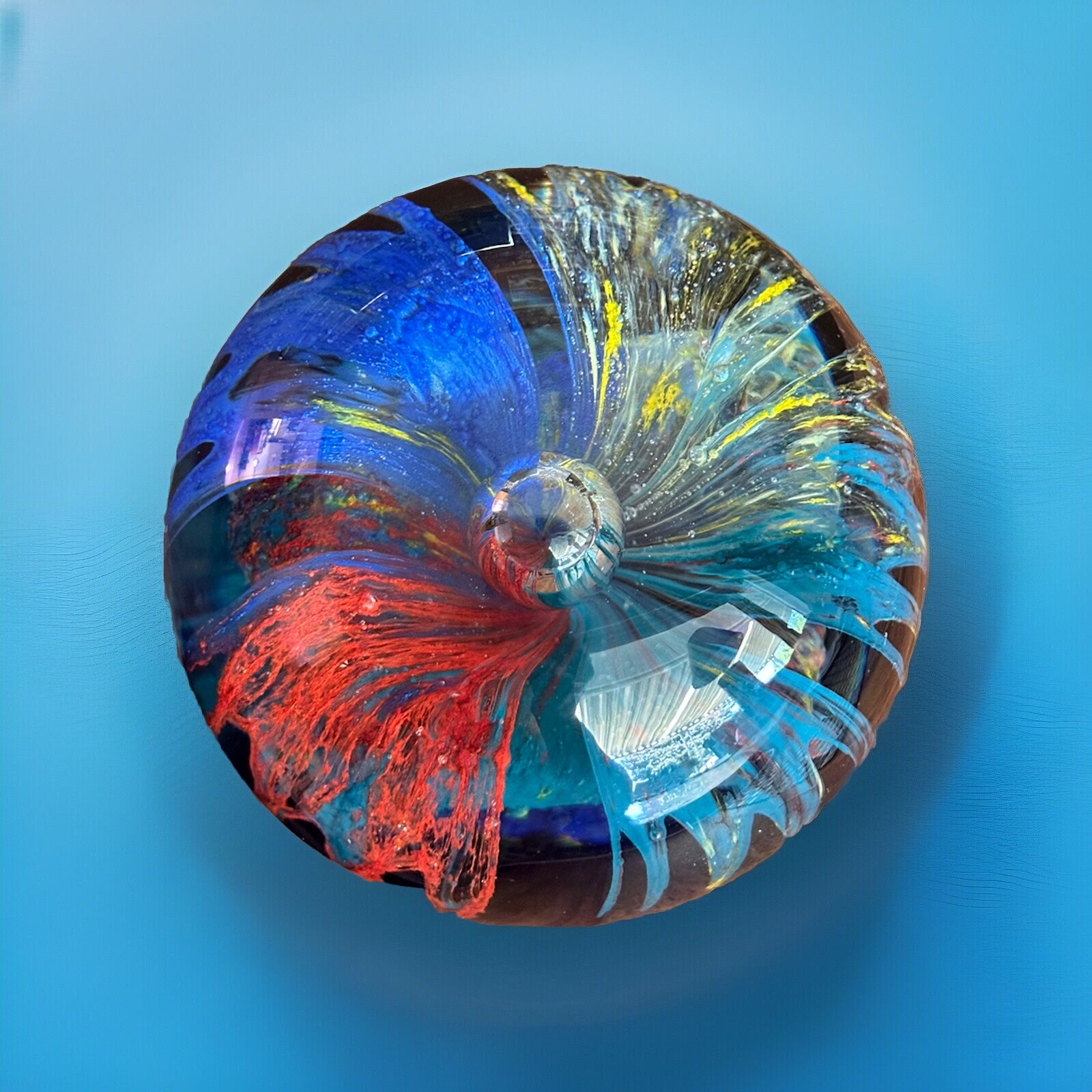 Paperweight GLASS CONTROLLED BUBBLE Abstract Flower Fire Works Cobalt Base Nice!