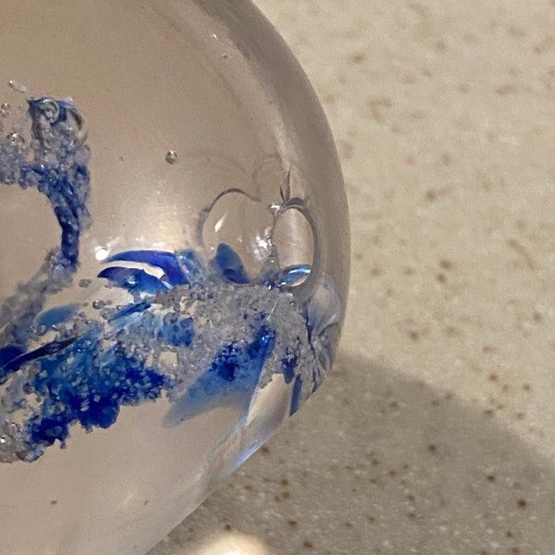 Artcristal Bohemia Art Glass 1 3/4″ H Round Paperweight Blue Crystal Swirl