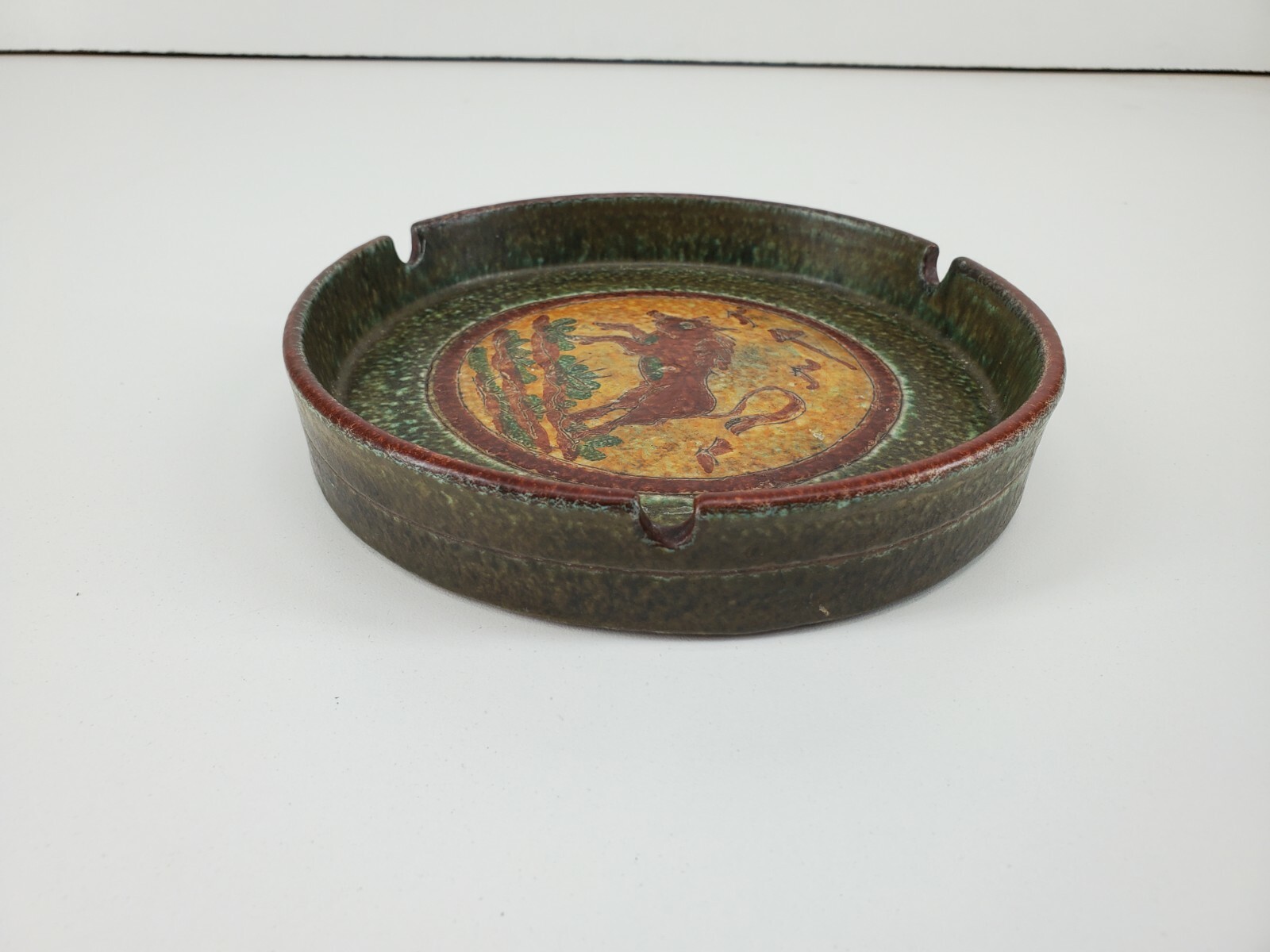 Italy Pottery Peasant Village PV 75571 Wild Boar 7″ ashtray