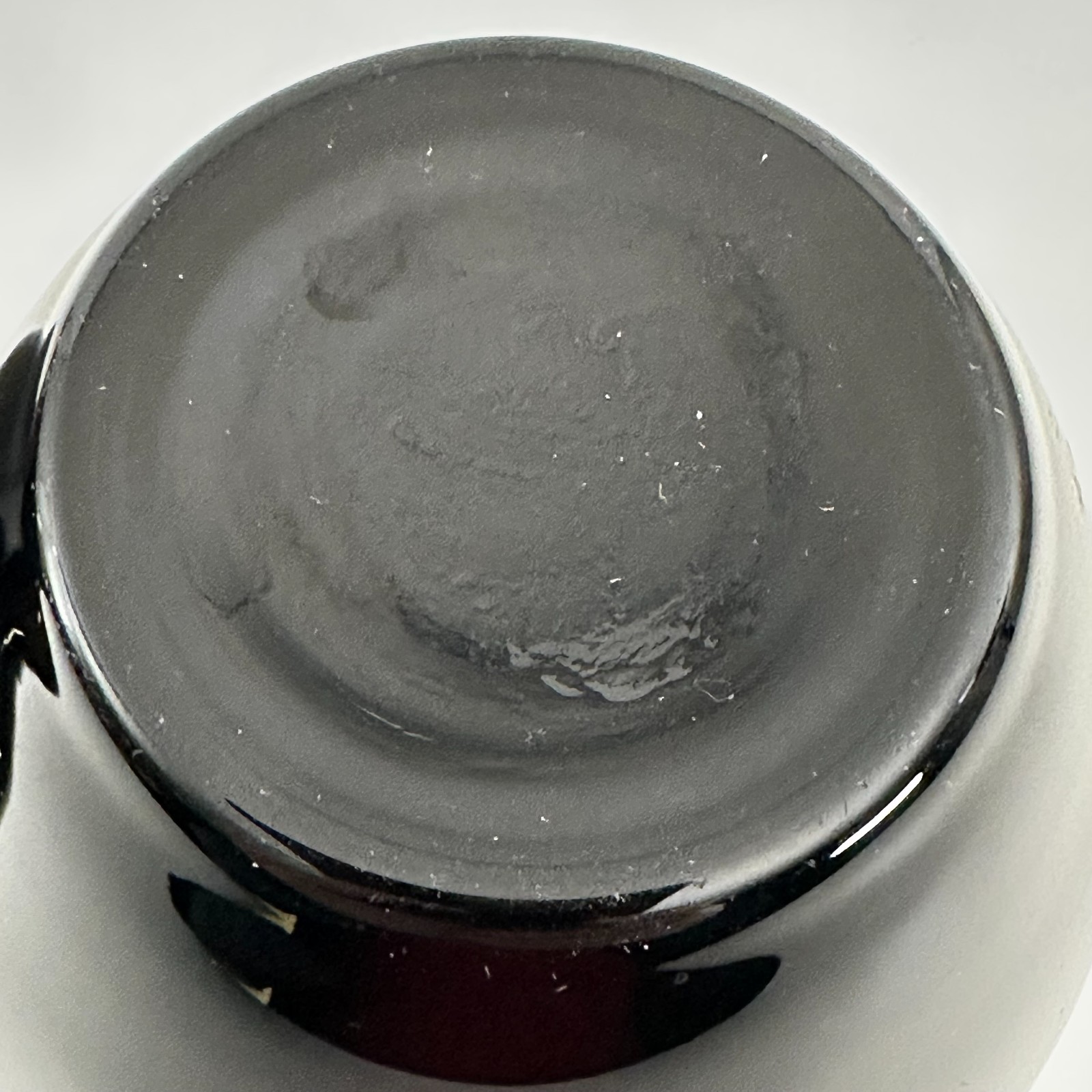 Black Amethyst Scalloped Edge Top Vase 4.5”