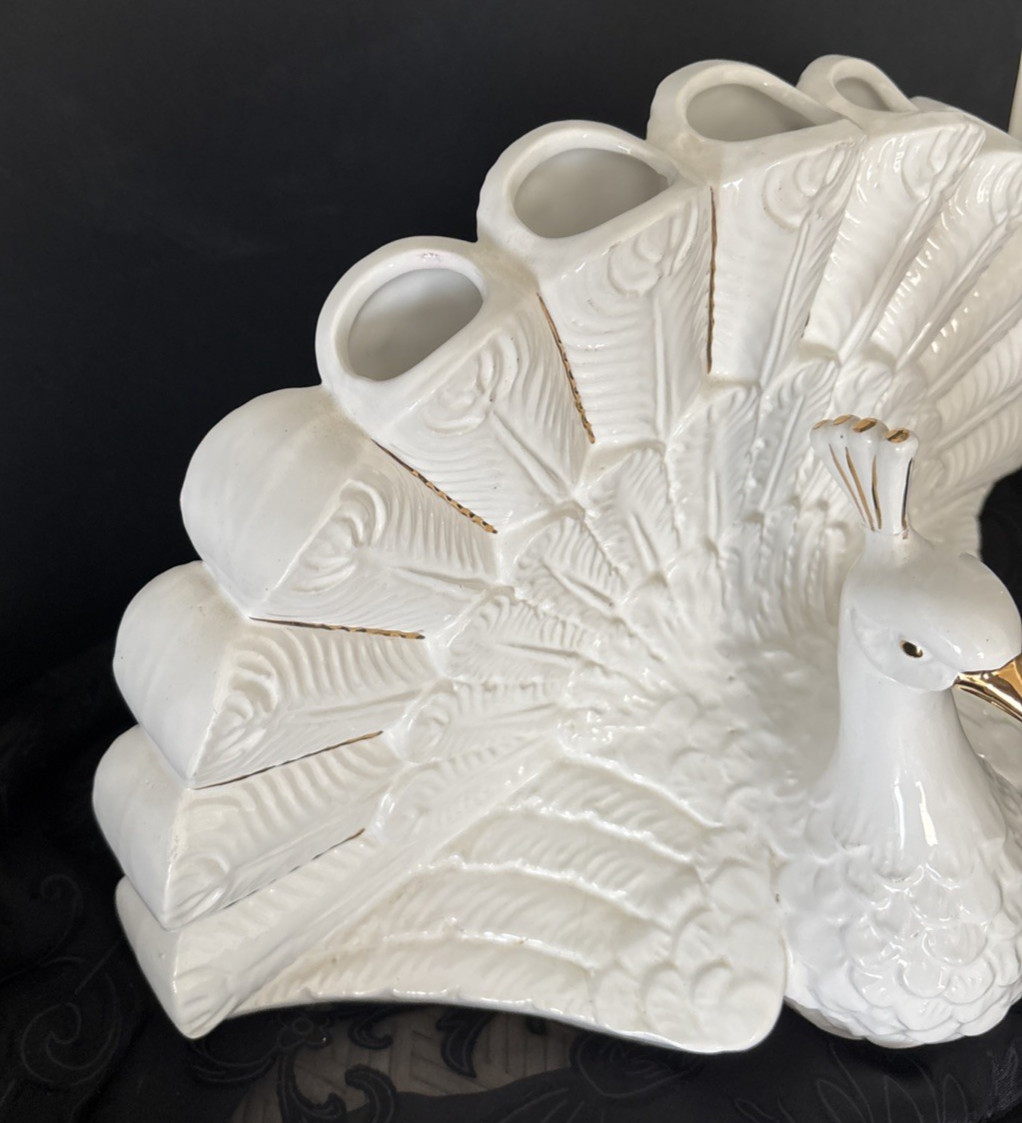 Vintage White Glazed Ceramic Bassano Tulip Vase Italy Signed 13″ X 7 1/2″