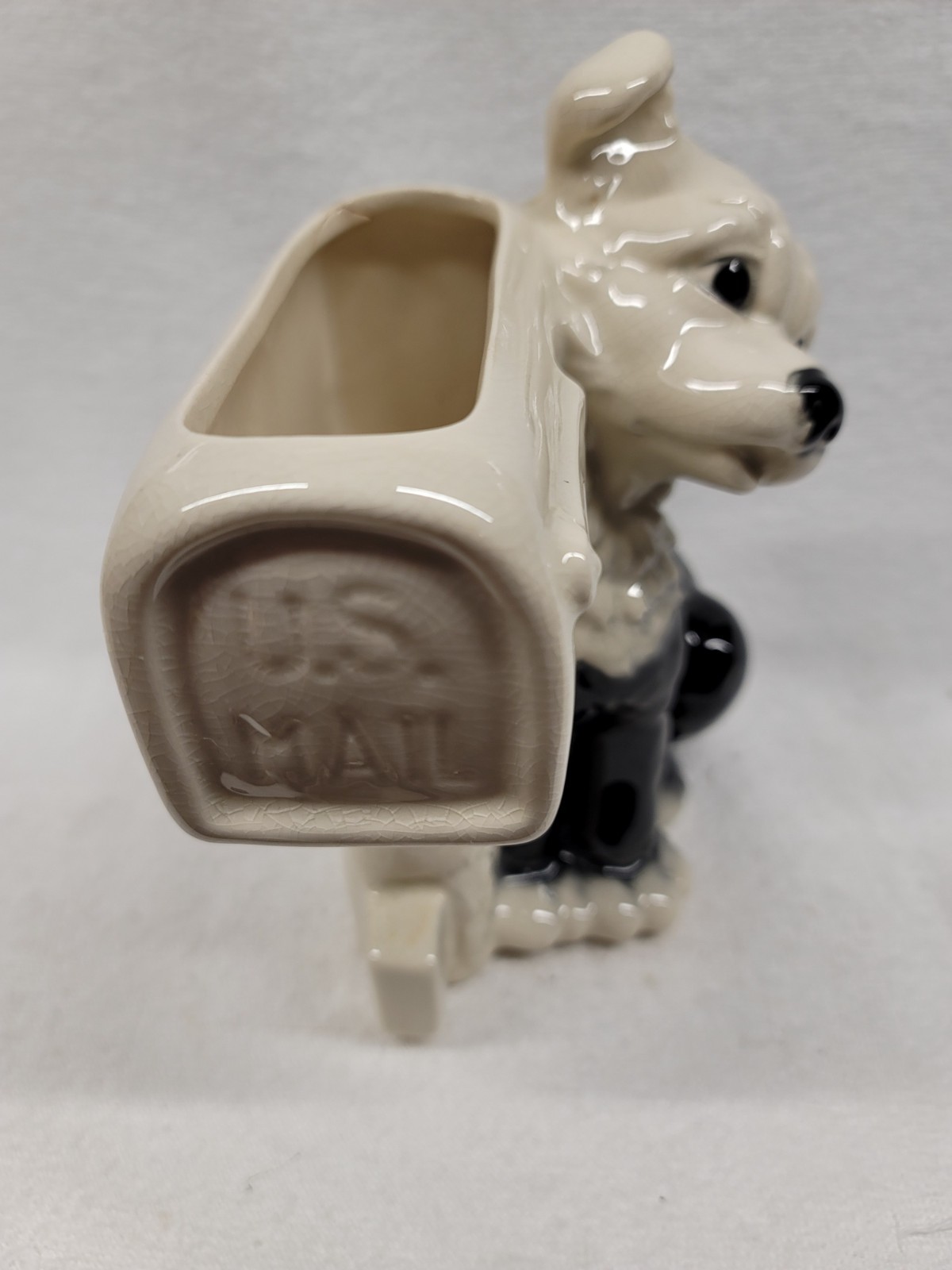 8 1/2″ BLACK/WHITE DOG BY MAILBOX BY ROYAL COPLEY, ROYAL WINDSOR, SPAULDING