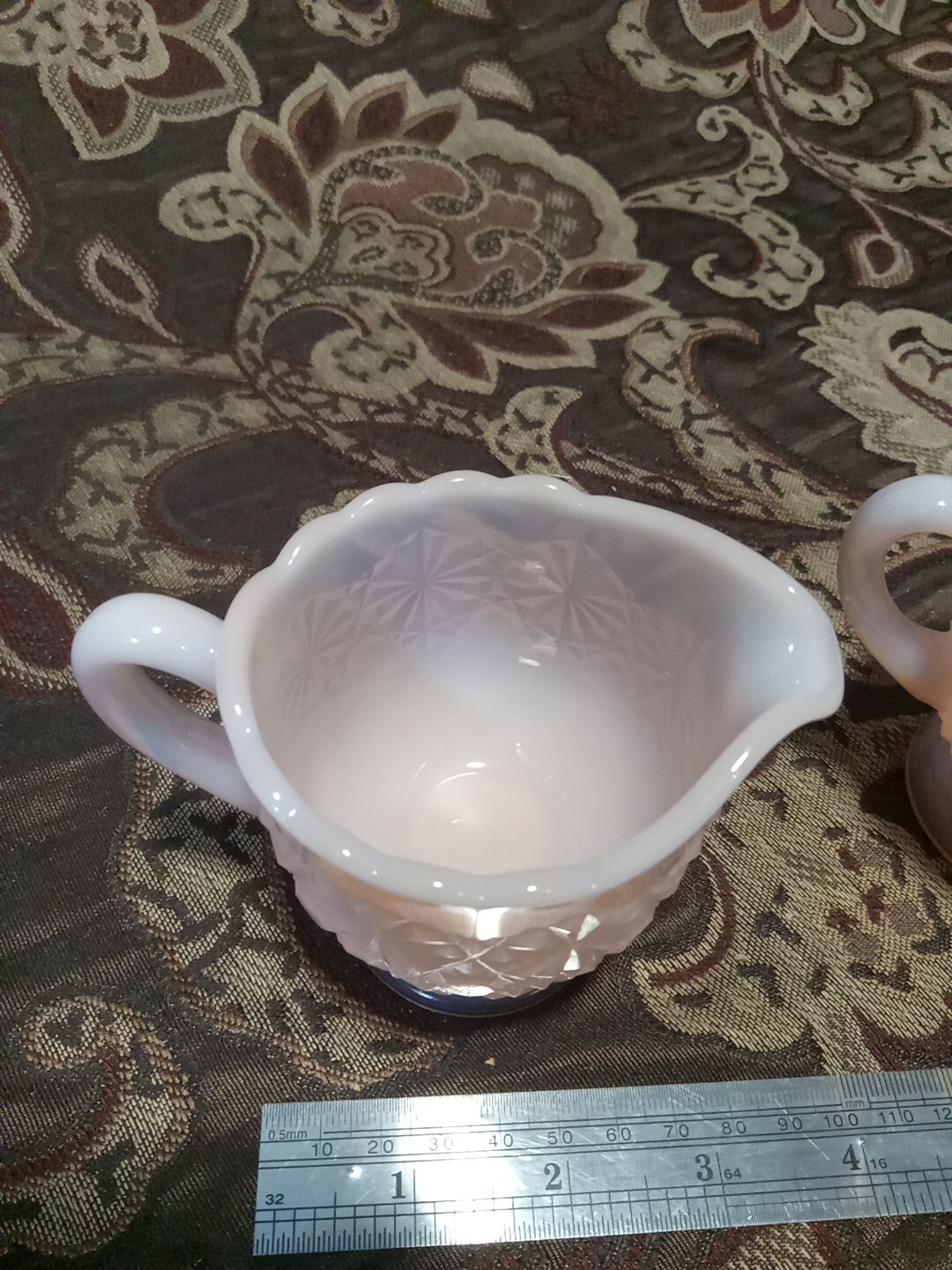 PINK Opalescent Daisy & Button/Cream & Sugar Degenhart Glass