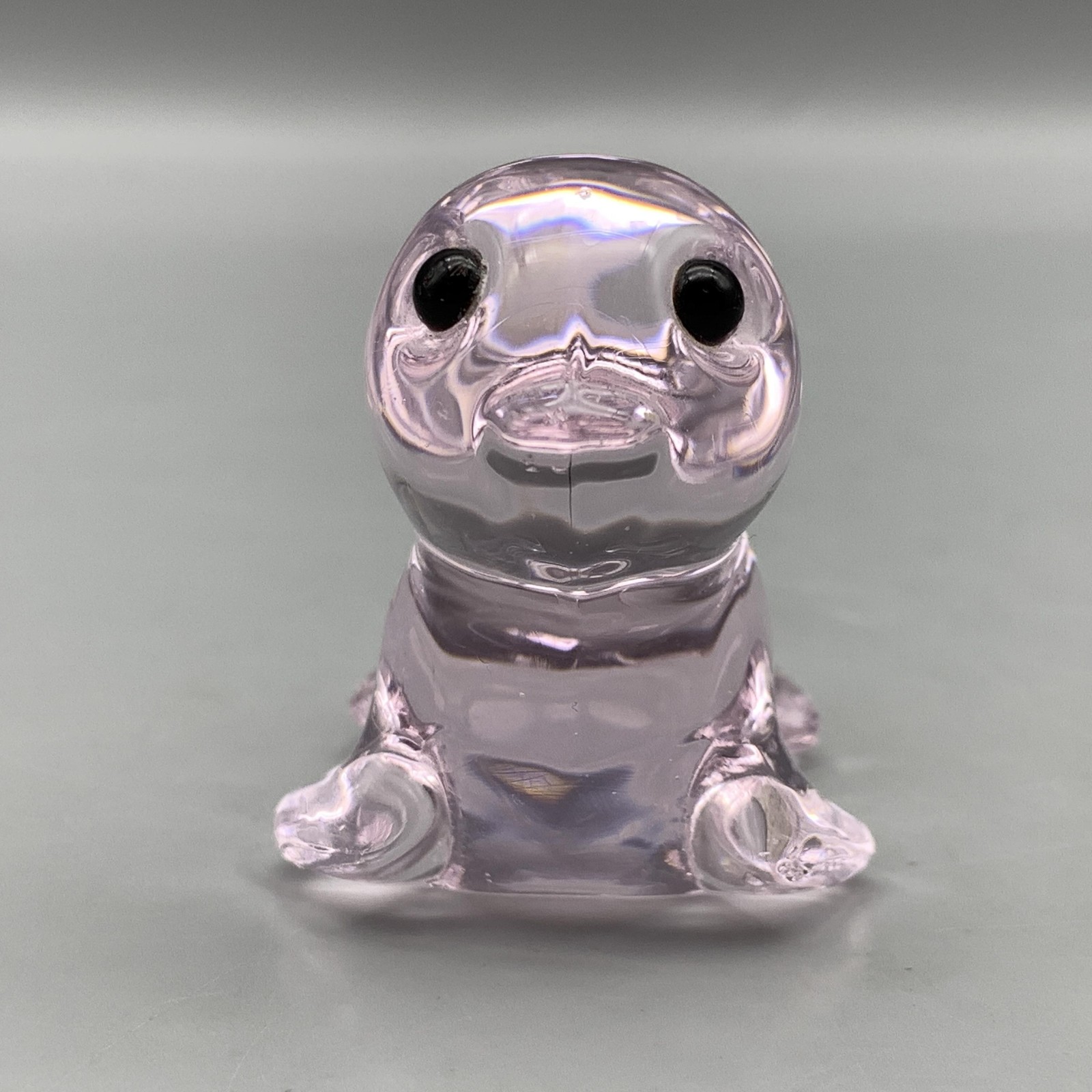Vintage Oneida Pink Seal Figurine 24% Lead Crystal Art Glass Small Paperweight