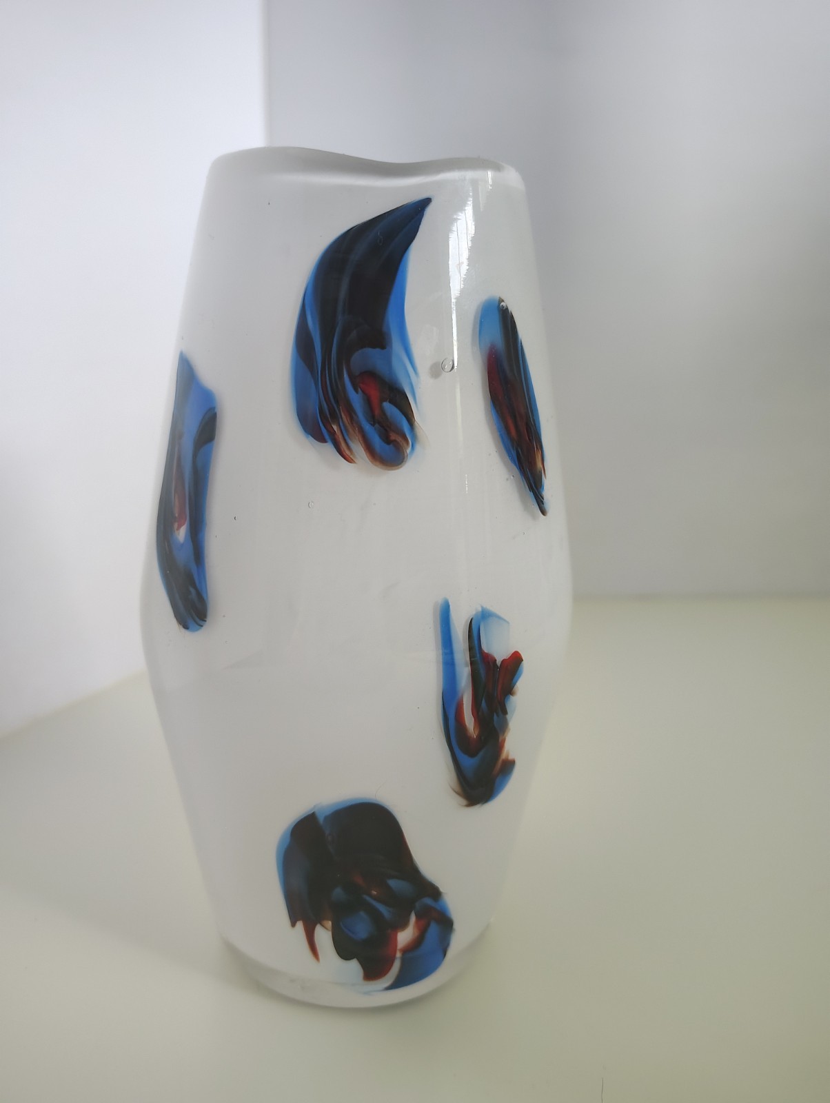 VTG 1970s Opaline Vase Hand Blown White Blue Macchie MCM Art Glass Pontil