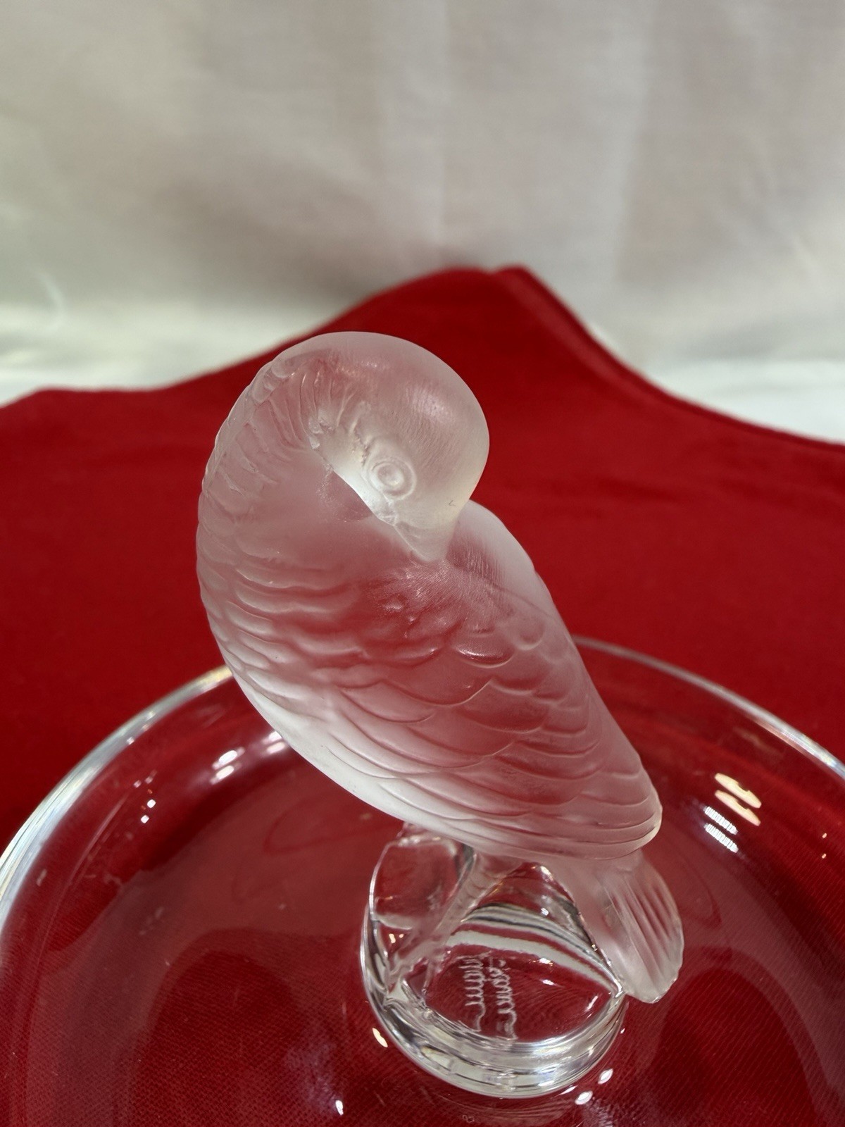 LALIQUE CRYSTAL FROSTED TURTLE DOVE RING HOLDER-SIGNED ON THE BOTTOM