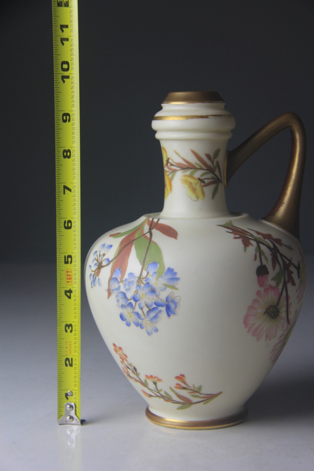 ANTIQUE LATE 19TH CENTURY ROYAL WORCESTER FLORAL HANDLED VASE EWER PITCHER