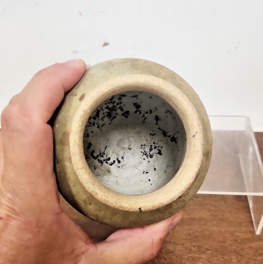 RON TAYLOR POTTERY KCAI EARTHEN RIBBED VASE