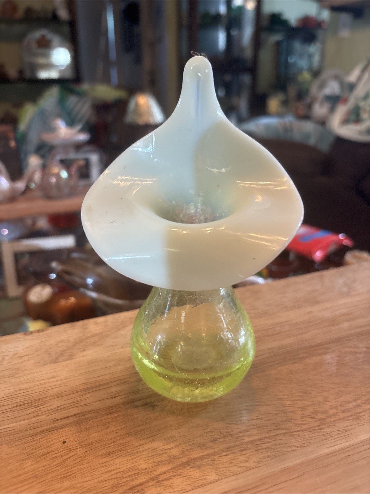 Gibson Yellow Uranium Crackle Jack In The Pulpit Vase 6” Tall