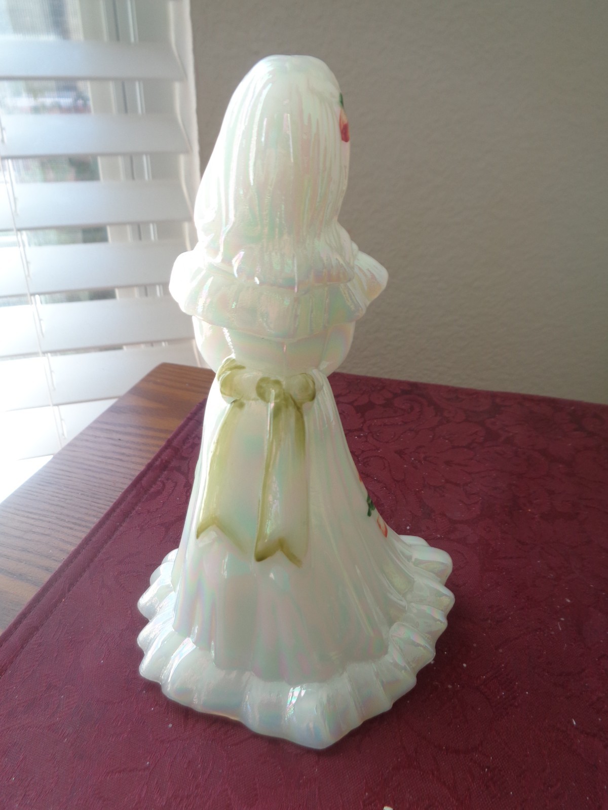 Vtg Fenton Mother of Pearl Pink Flower Bridesmaid Doll Figurine EUC
