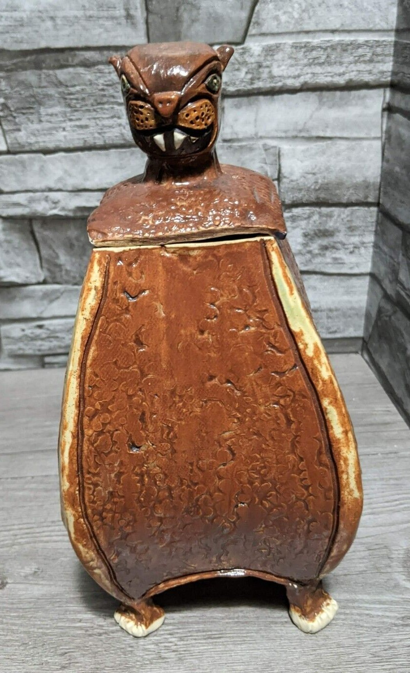 Unique 9.5″ Art Pottery Animal Vase Urn Jar Creature Monster Figurine Sculpture