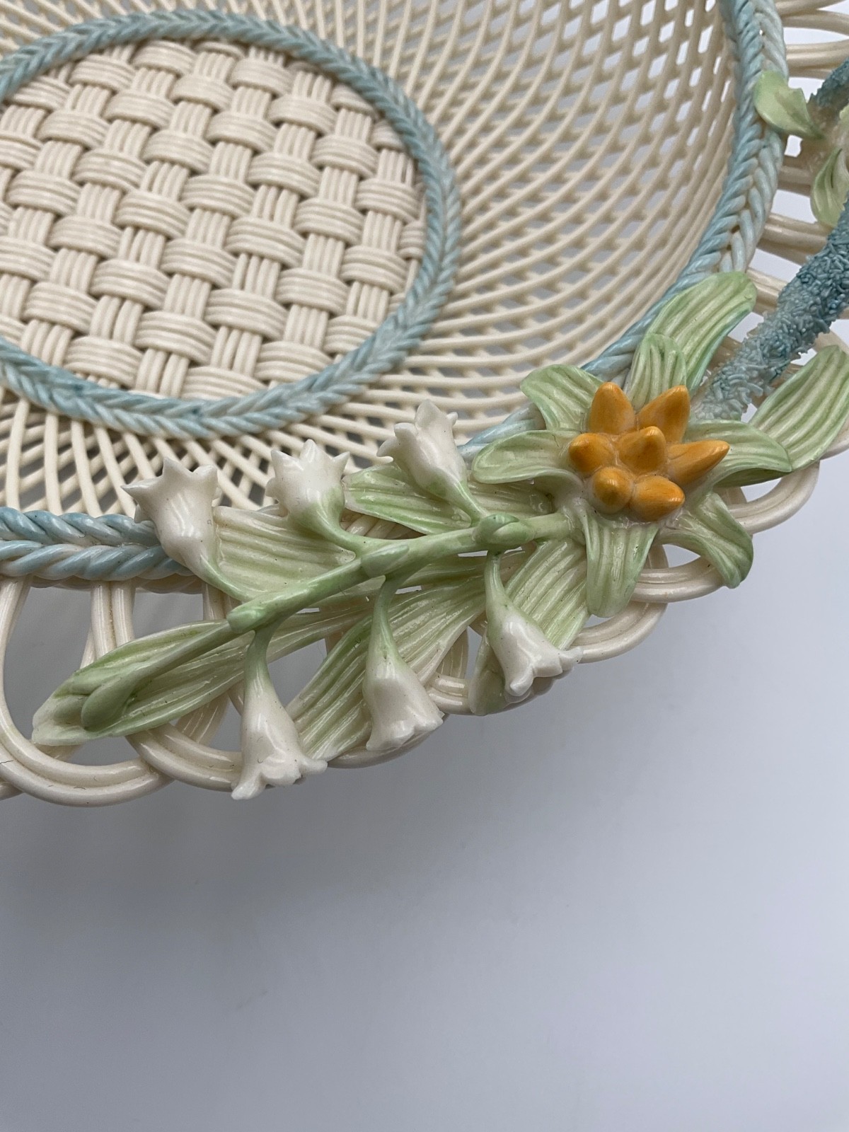 Belleek Lily of the Valley 9″ Basketweave Dish Bowl Ireland Porcelain