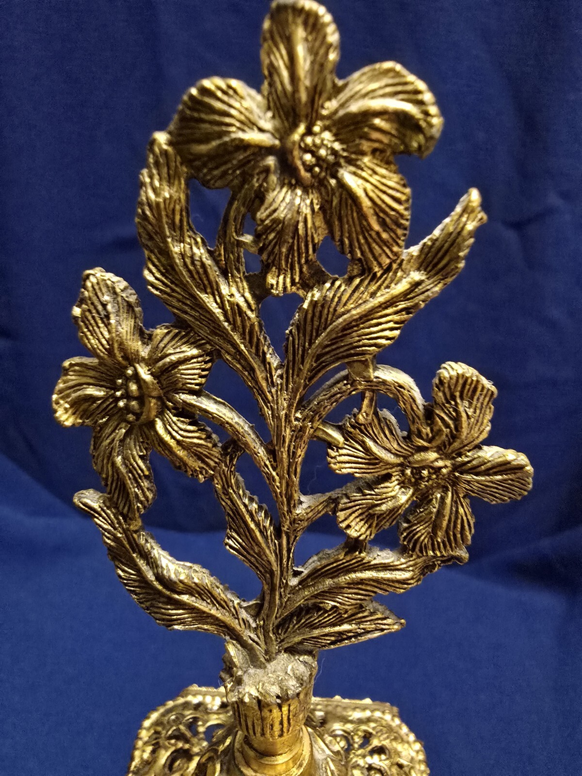 VTG 8.75in ORMALU/FILIGREE/BEVELED GLASS ORNATE PERFUME BOTTLE HOLLYWOOD REGENCY