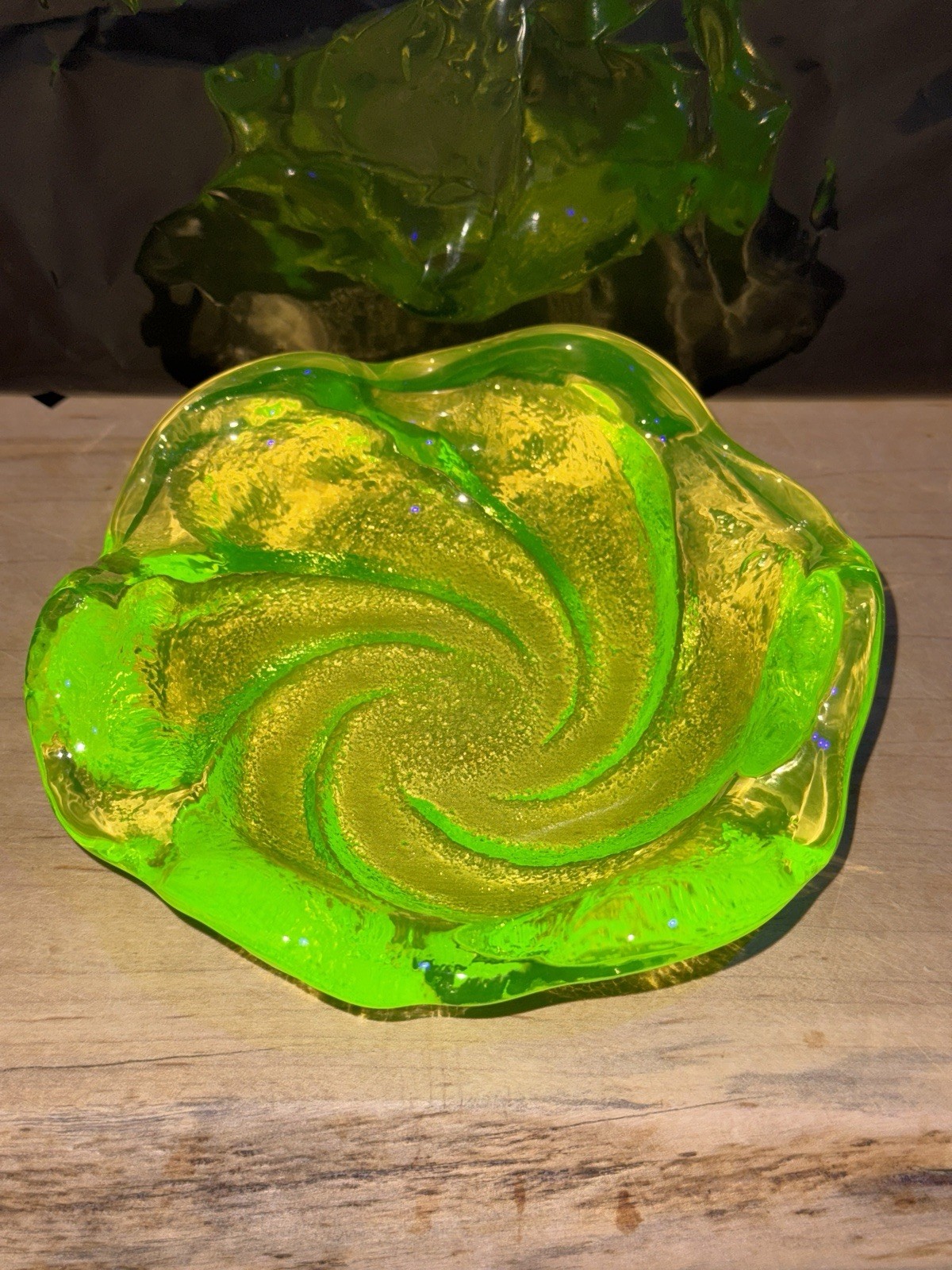 Fenton Topaz Uranium Vaseline Glass Swirl Ashtray 5-6 Inch Mint