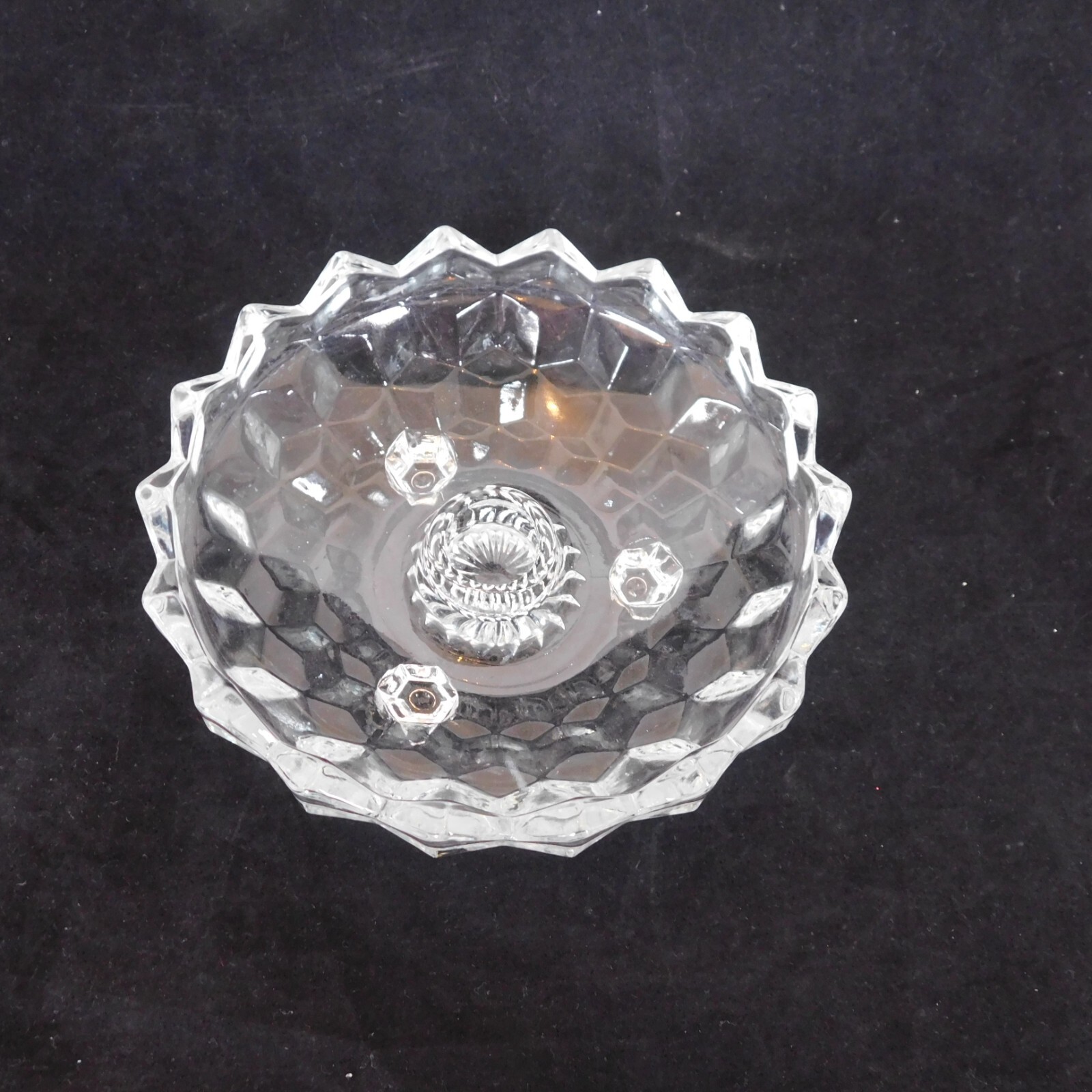 Colony Whitehall Clear Glass 3 Toed Flower Taper Candle Holder 6 1/4 in diameter