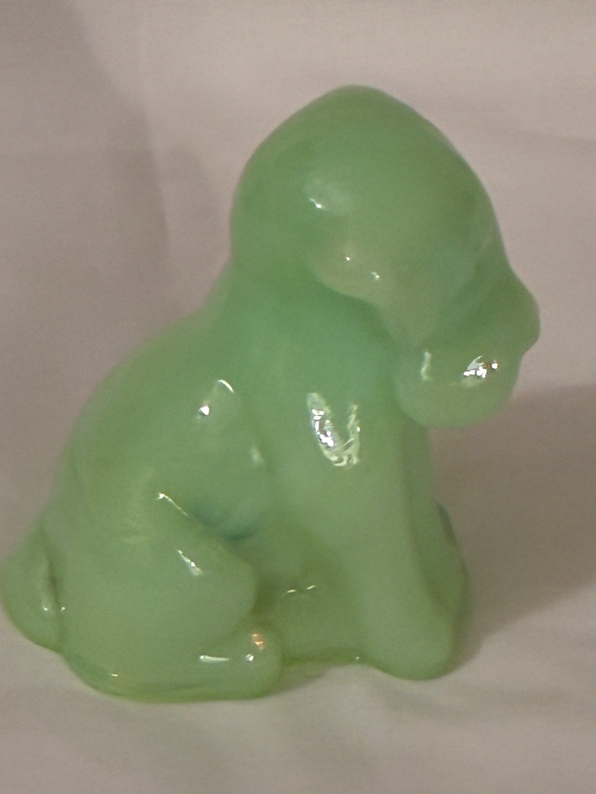 Vintage Degenhart Marked Pooche April Green Glass Dog 3 1/4” Free Ship