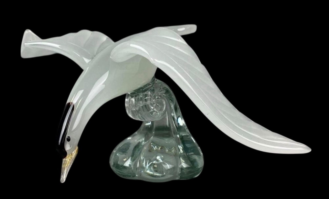 HUGE Vintage Murano Flying Seagull Massive 10lbs 18” Wingspan Opalescent