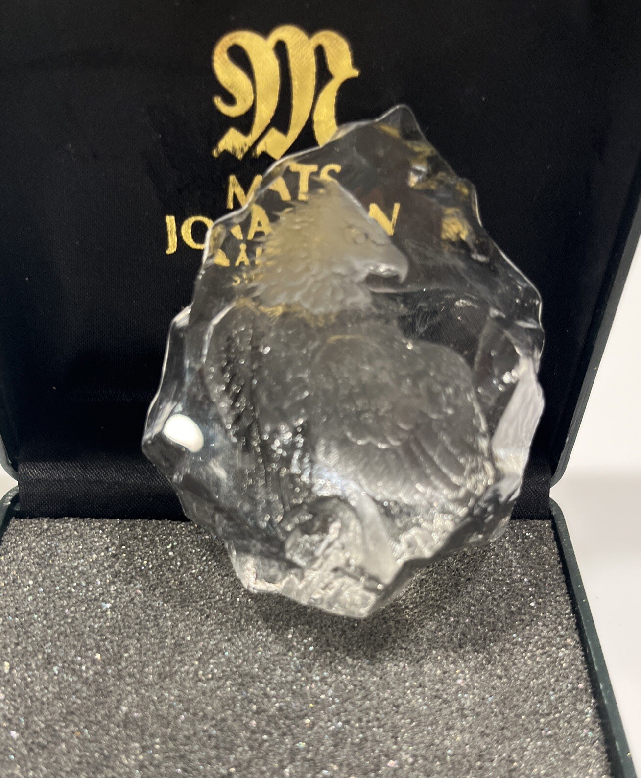 Mats Jonasson Sweden Eagle Etched Crystal Sculpture Maleras Paperweight w/ Case