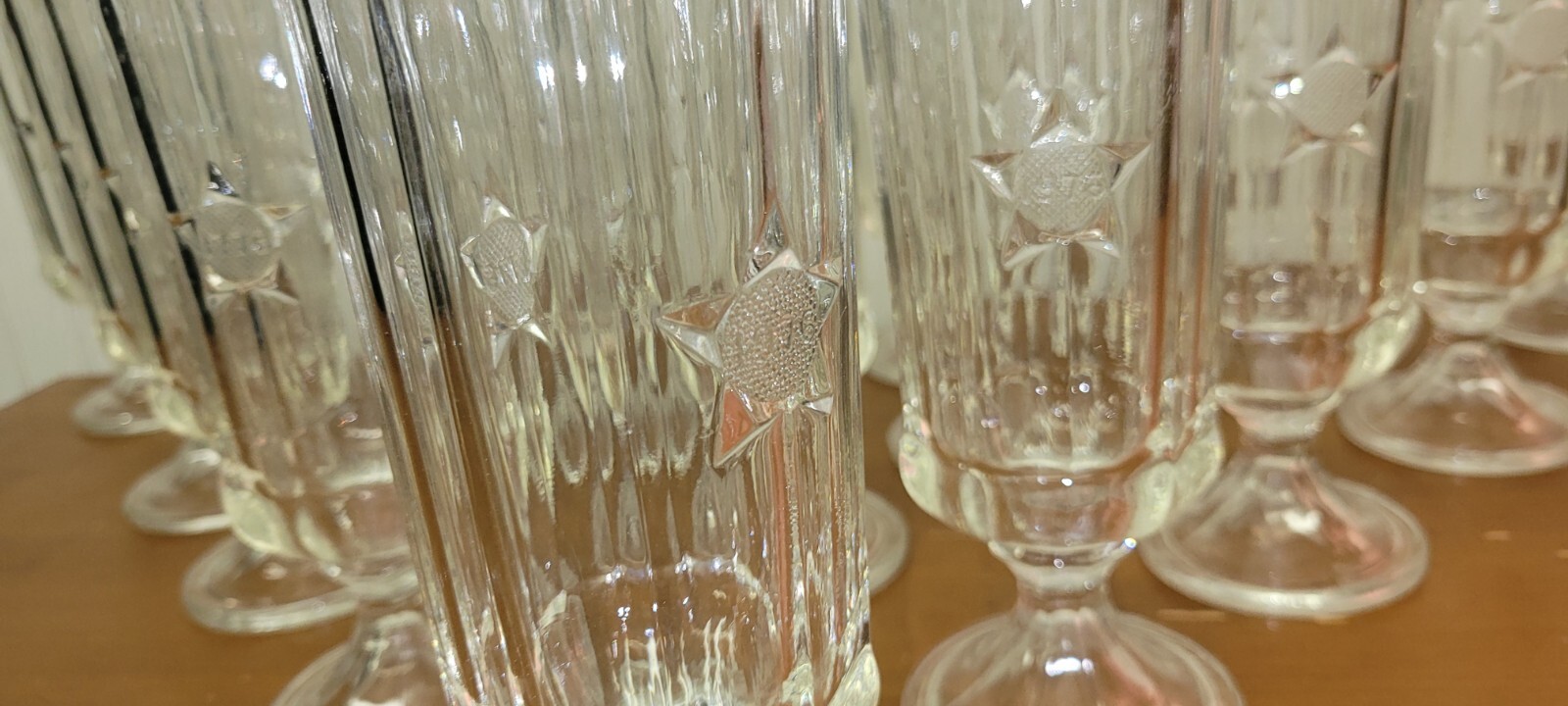 VINTAGE Bicentennial U.S.A Pilsner Ale Beer Pedestal Glasses Star 1776-1976 