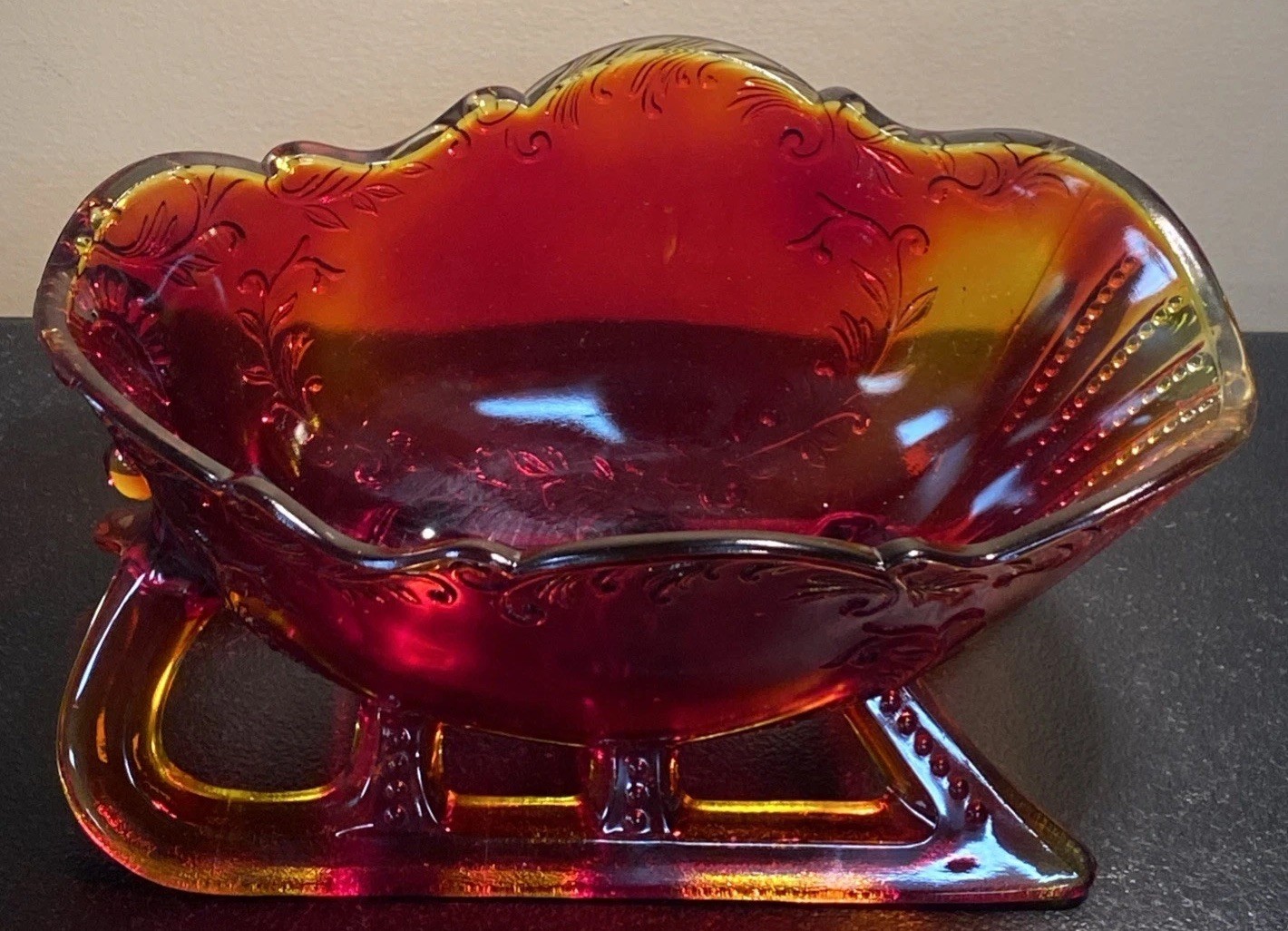 VTG Mosser Ruby Amberina Christmas Sleigh Candy Dish Centerpiece 9” Glows