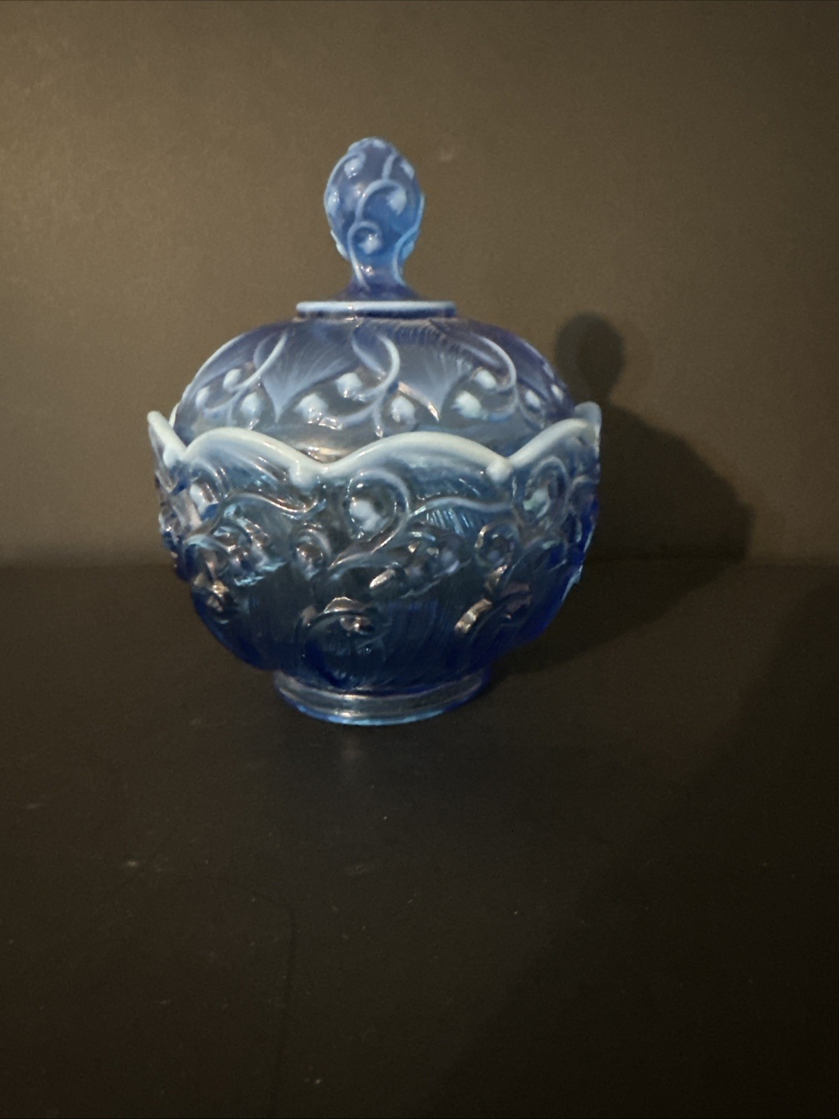 STUNNING FENTON BLUE OPALESCENT LILY OF THE VALLEY LIDDED CANDY DISH RARE