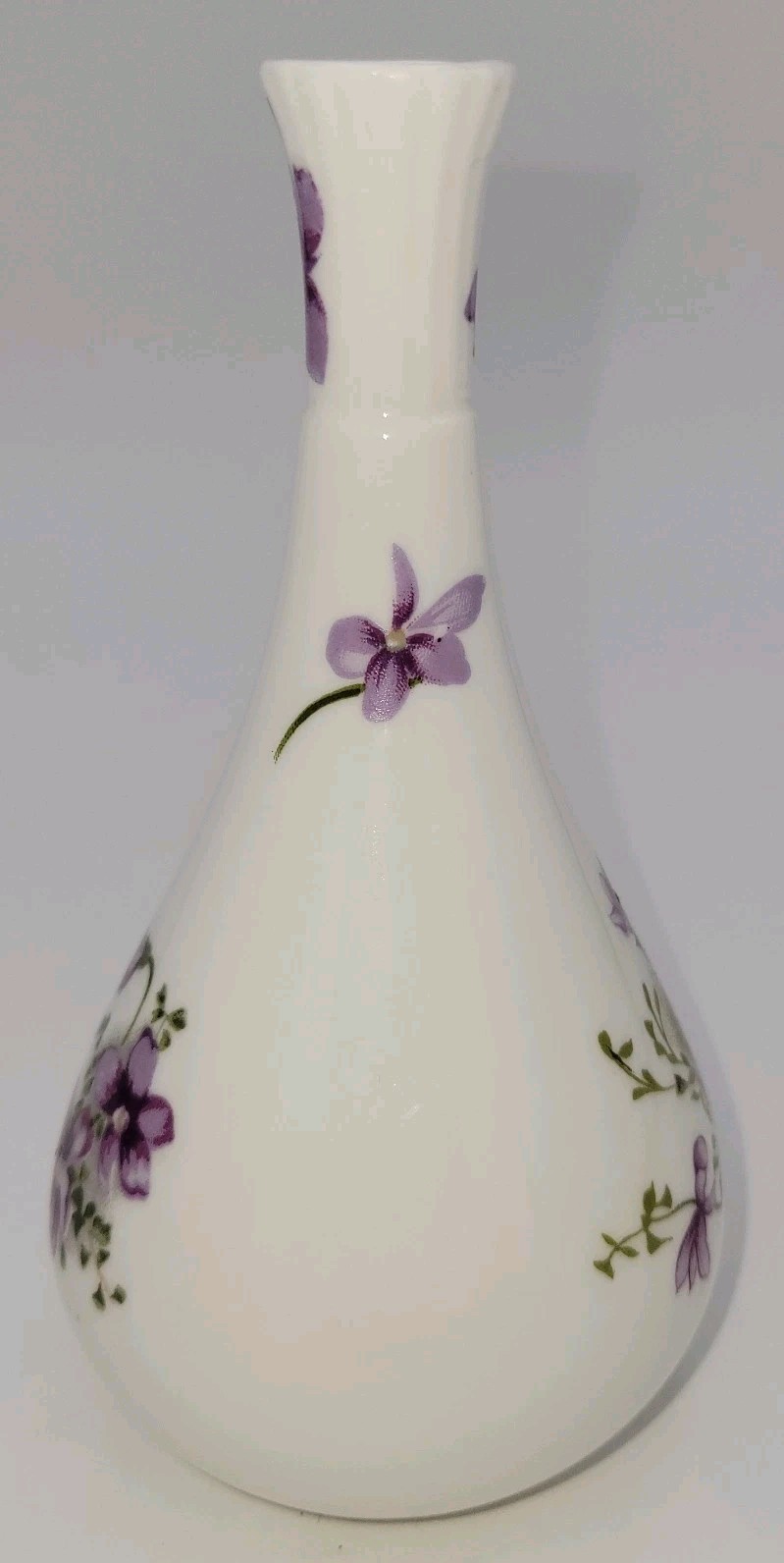 Vintage Seymour Mann Victorian Violets Fine Bone China Bud Vase Fluted Teardrop