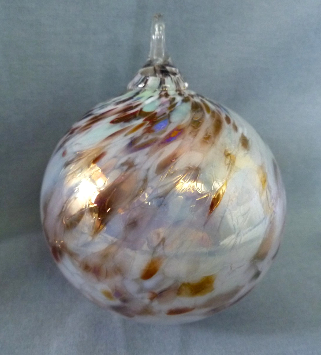 VINTAGE 1980s GLASS EYE STUDIO HAND-BLOWN MT. ST. HELENS ASH GLASS ORNAMENT