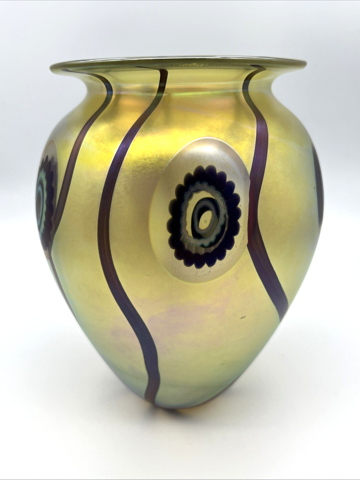 Robert Eickholt Studio Art Glass Iridescent Seascape 8″ Vase – Signed 2007