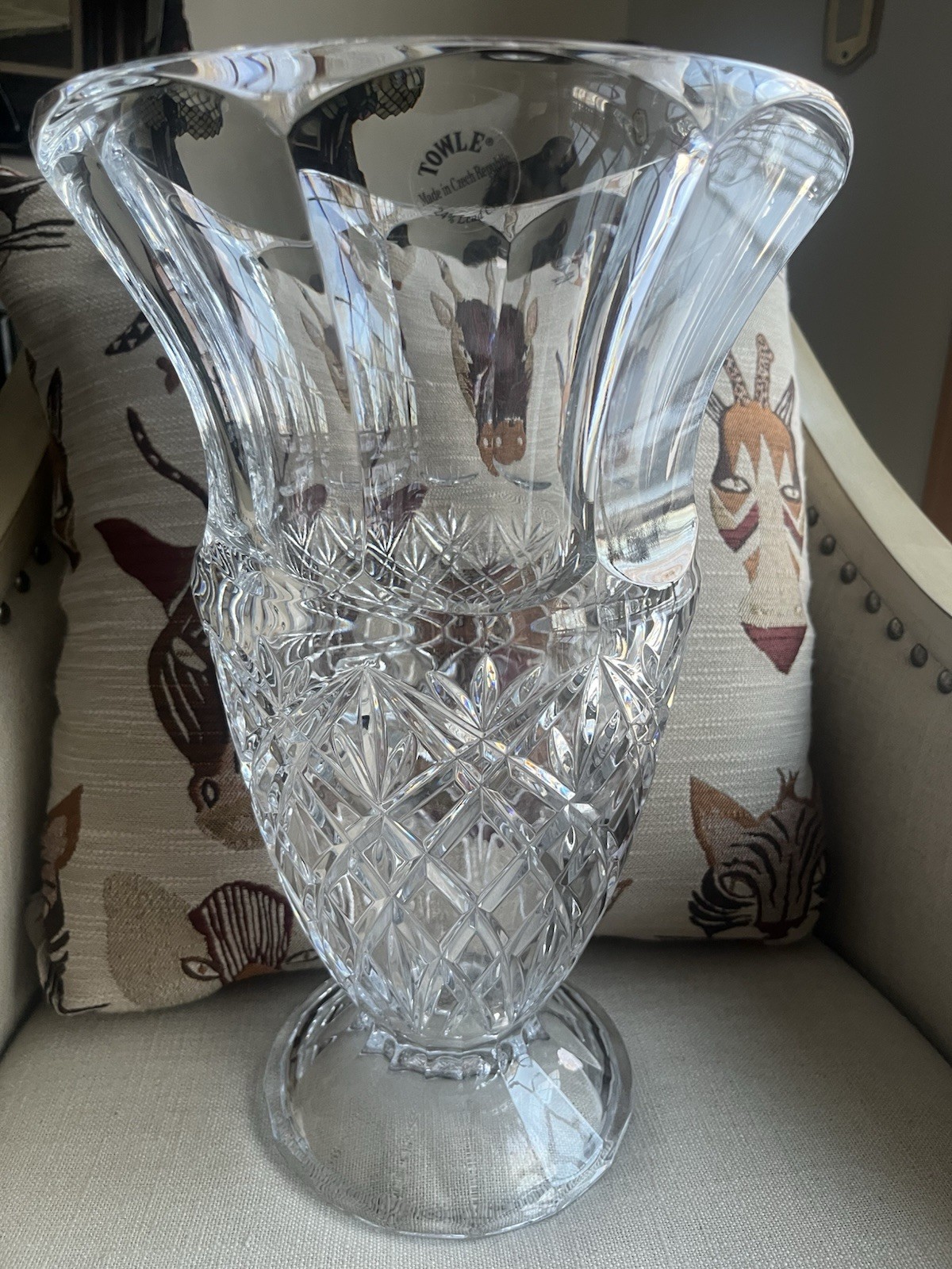 Towle 24 Lead Crystal Glass Vase Pineapple Design HEAVY Centerpiece.W/Sticker