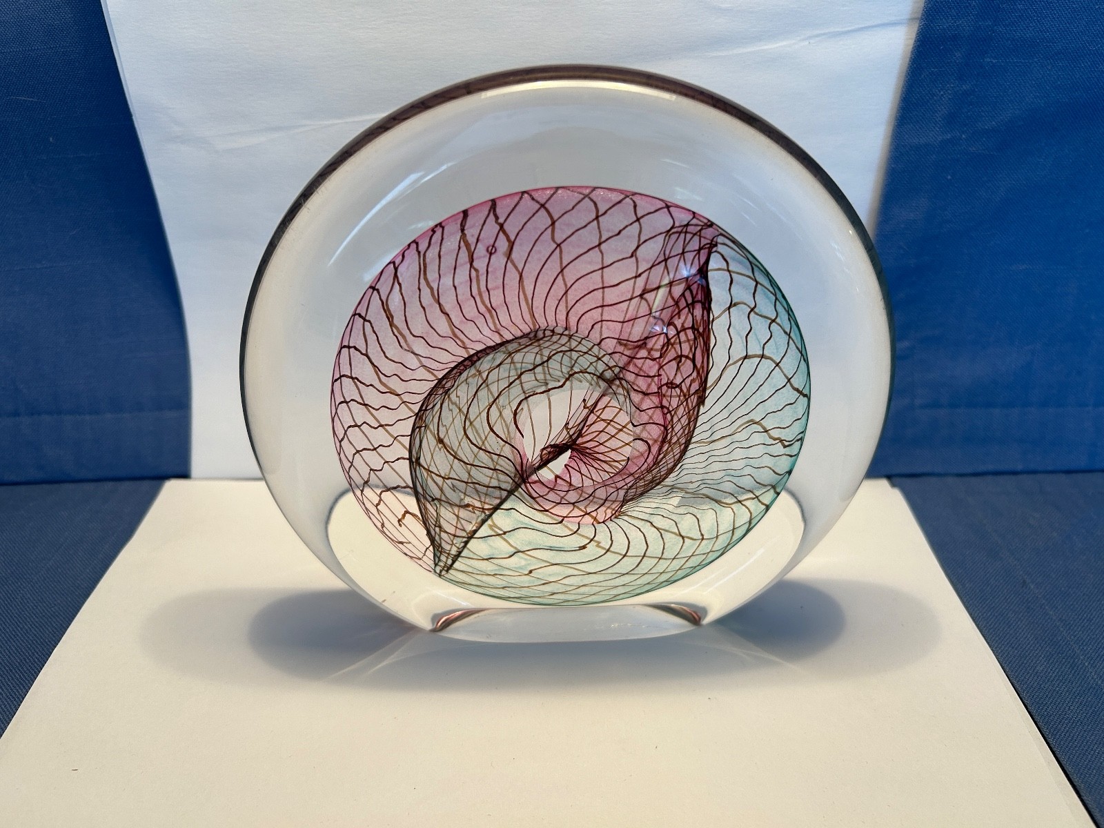 SIGNED ART GLASS FROM THE 1990S WITH PURPLE, GREENS AND LIGHT BROWN VEINING