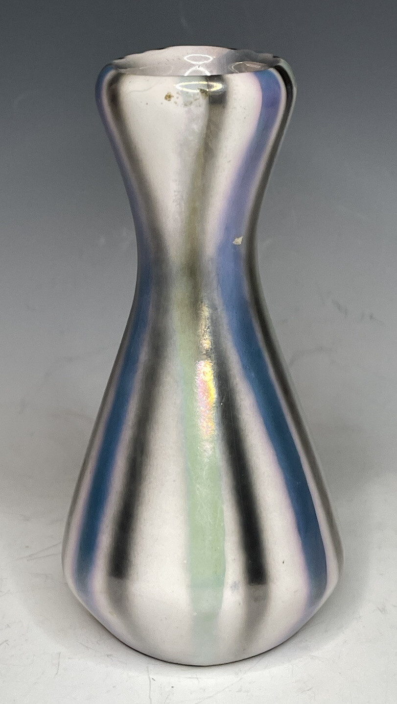 5 3/8″ Vintage Hungarian Pottery Keramia Iparmuvesz Budapest HSZ Stripe Vase