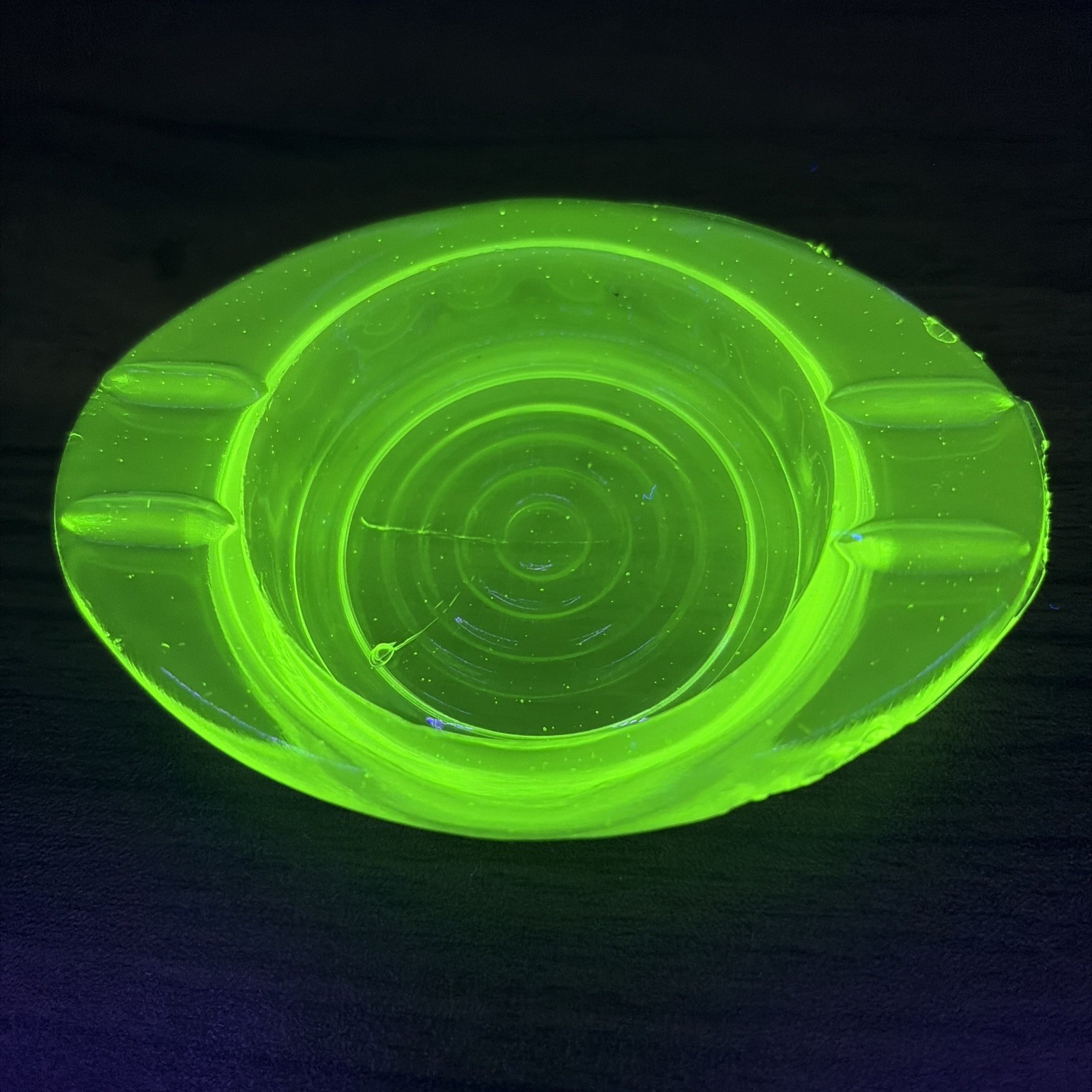 Hazel Atlas Eyeball Personal Ashtray 3.75″ Depression Uranium Vaseline UV Glow