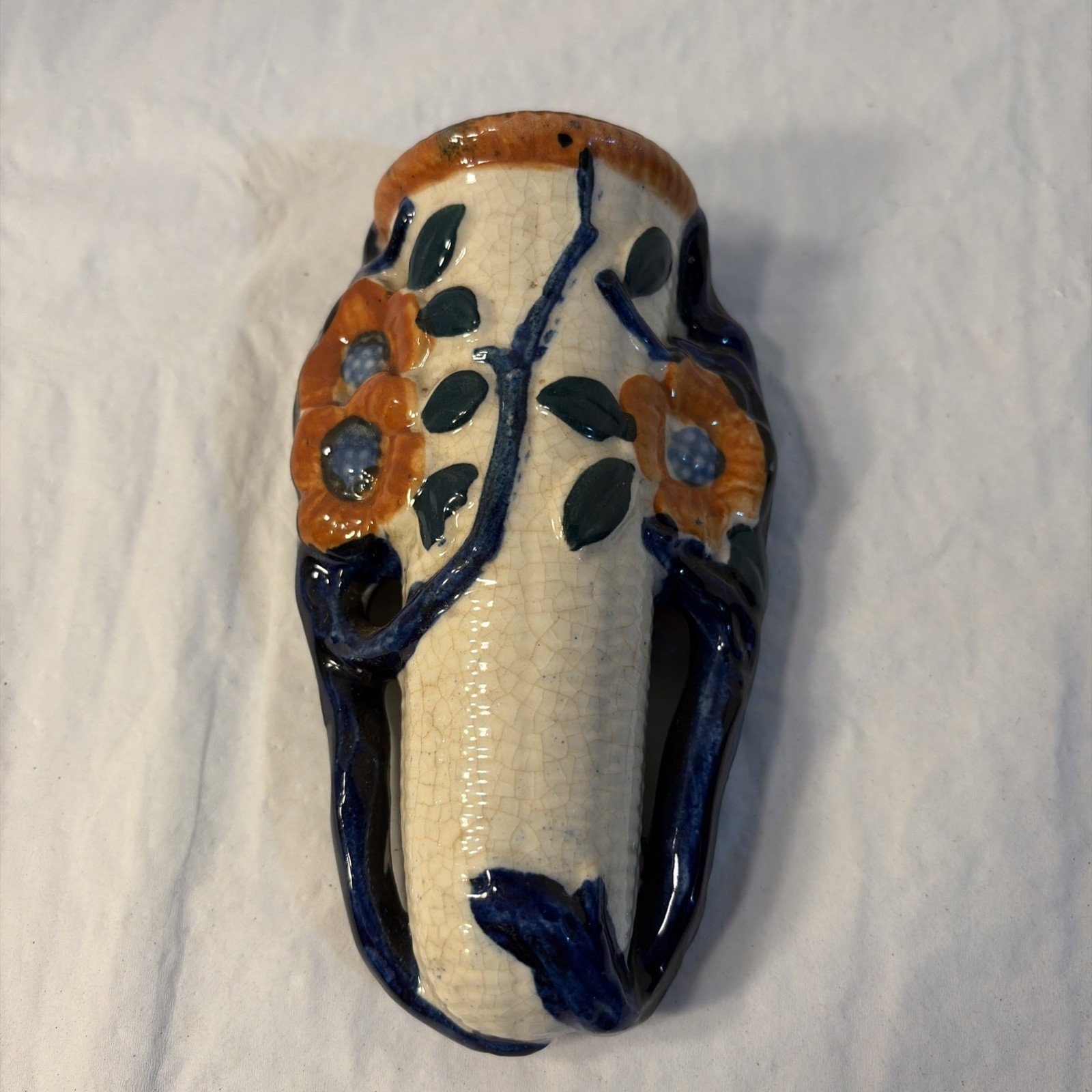 5 7/8″ Wall Pocket, Blue Basket w/ Flowers, Japan