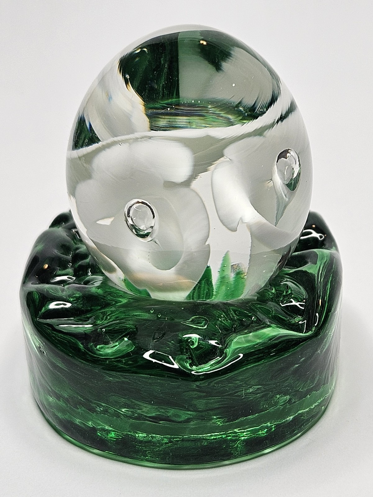Vintage 1973 St. Clair Glass Heritage Paperwight Easter White Lily & Green Base