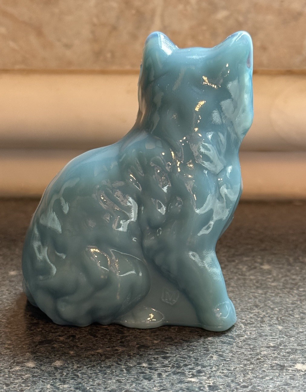 Mosser Glass Fluffy Kitty Kitten Sitting Cat Figurine – GEORGIA BLUE