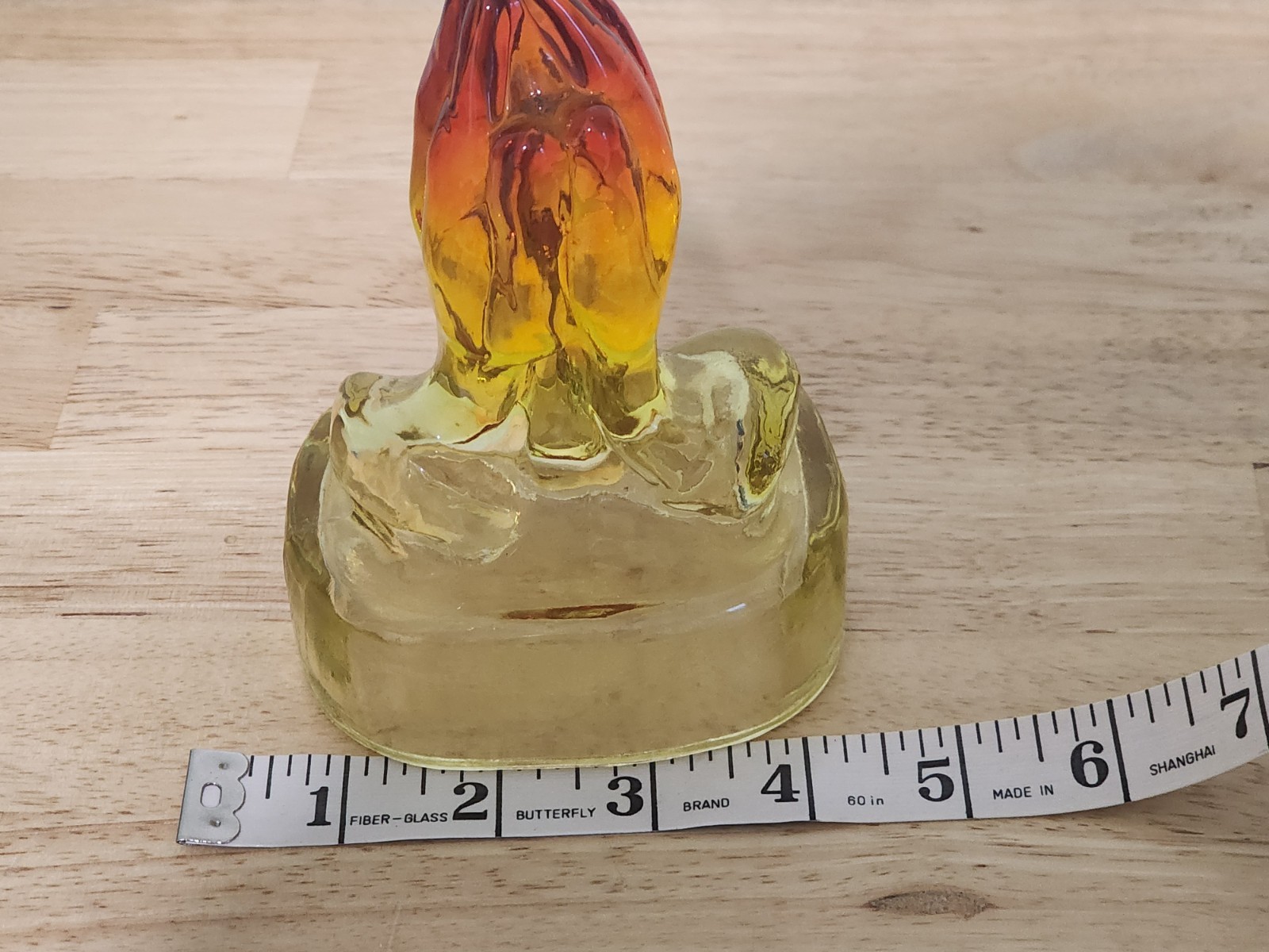 Vintage Kanawha Praying Hands Amberina Glass Paperweight 5.5″x4″x3″