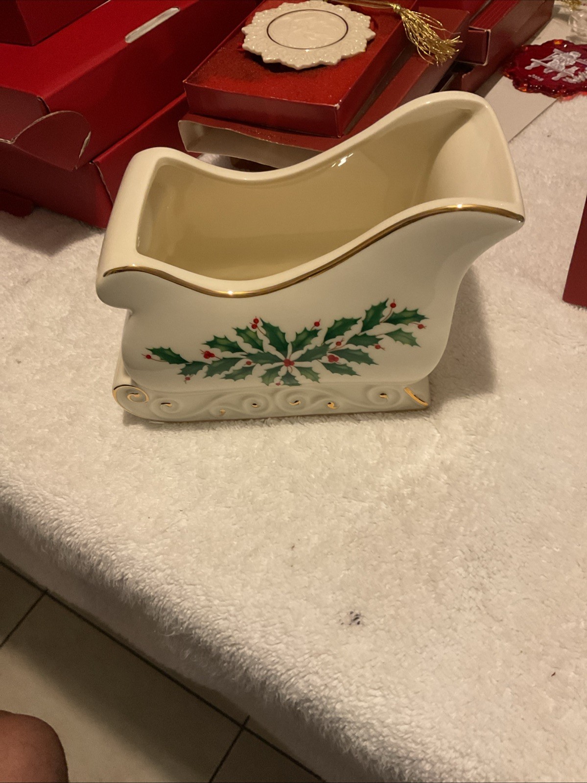 Lenox-Holiday Sleigh Candy Dish, 7.25′ L x 4′ W, 4.25′ H, Christmas item# 886160