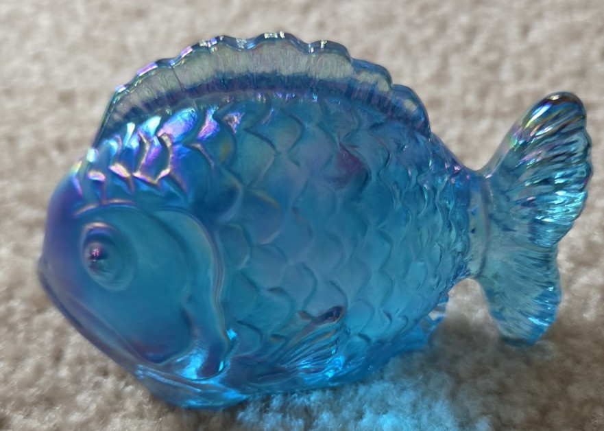 VTG Chubby Fish Blue Carnival Glass By Guernsey Glass – H Bennett RARE